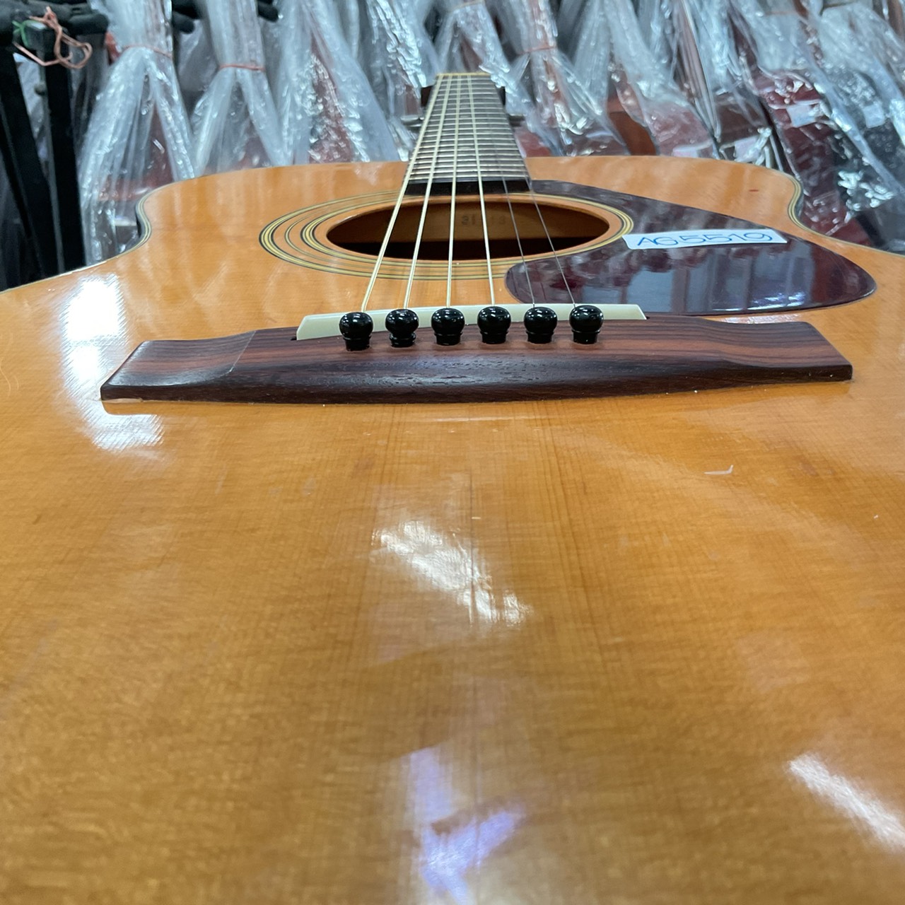 กีต้าร์โปร่ง YAMAHA : FG-170