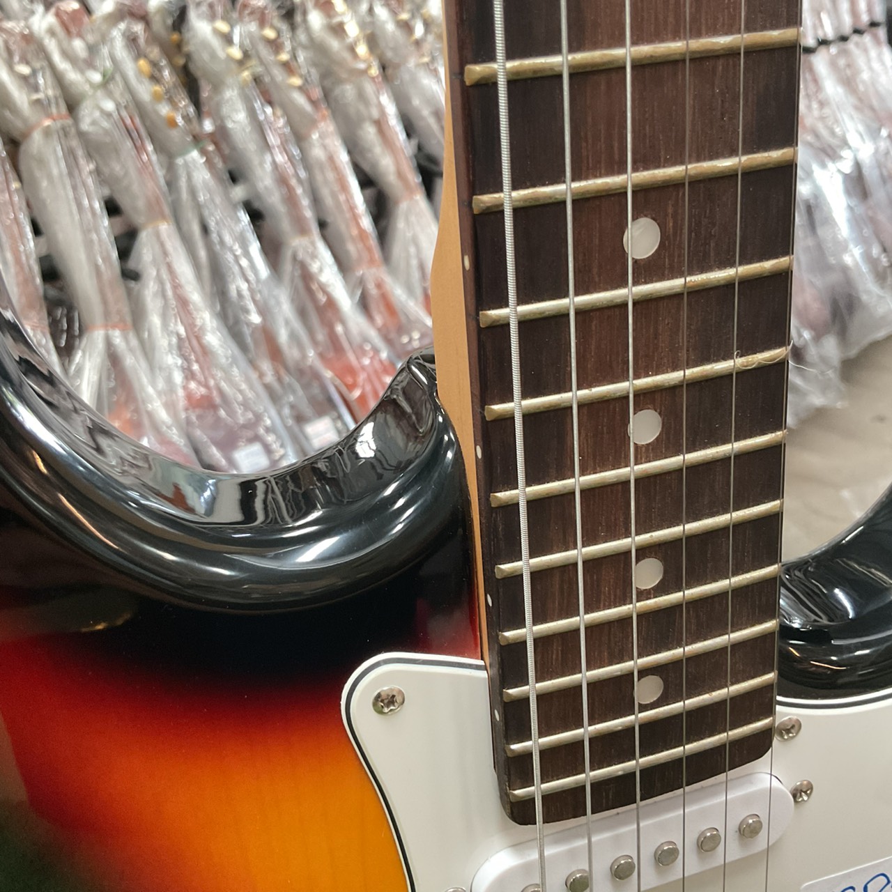 กีต้าร์ไฟฟ้า Vanguard