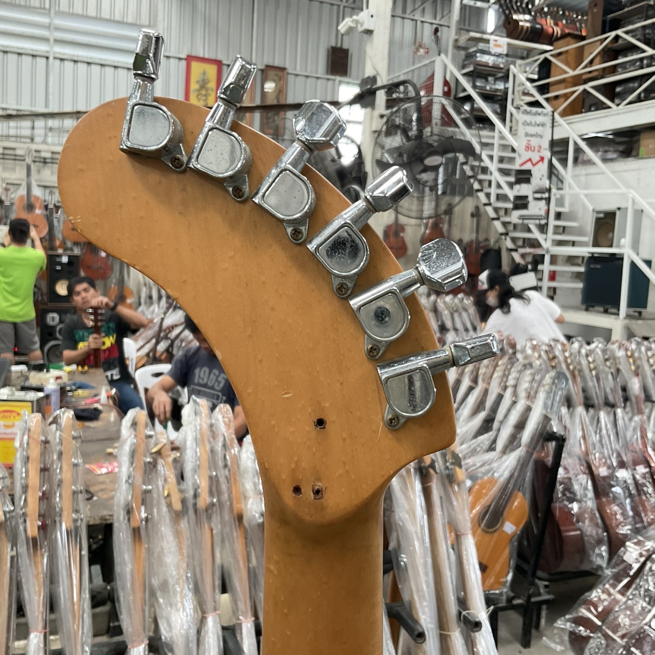 กีต้าร์ไฟฟ้า FERNANDES