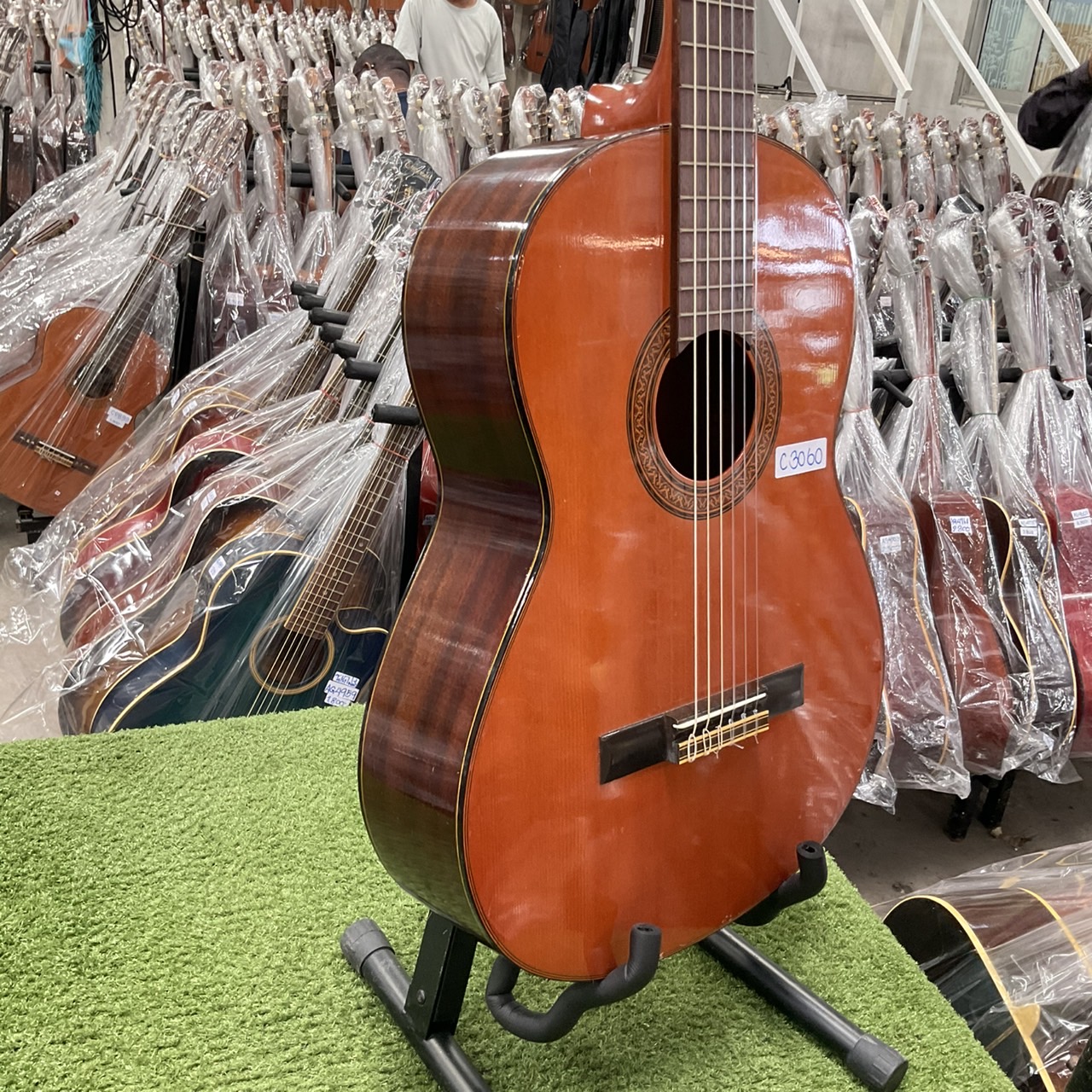 กีต้าร์คลาสสิค YAMAHA : G-100D