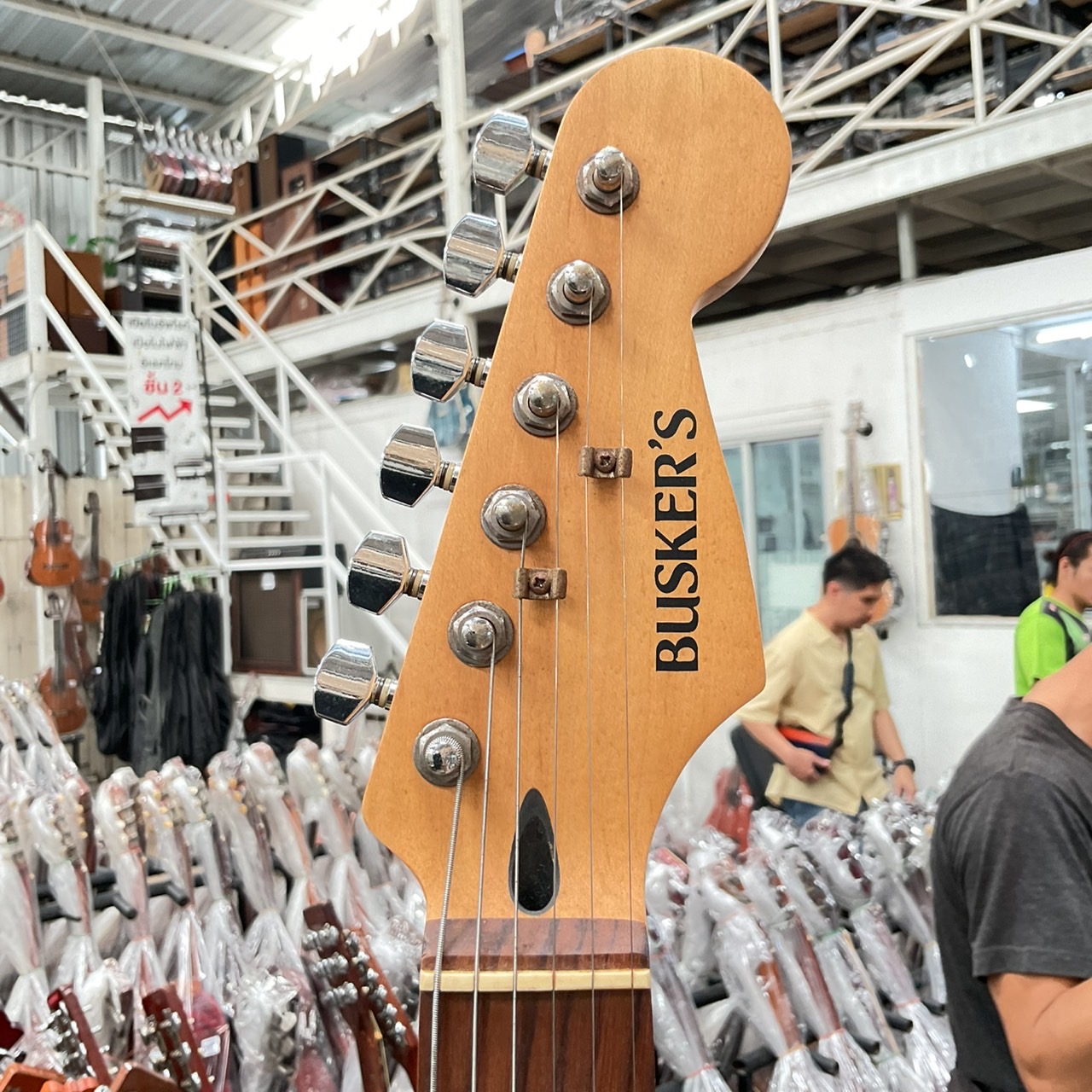 กีต้าร์ไฟฟ้า BUSKER'S