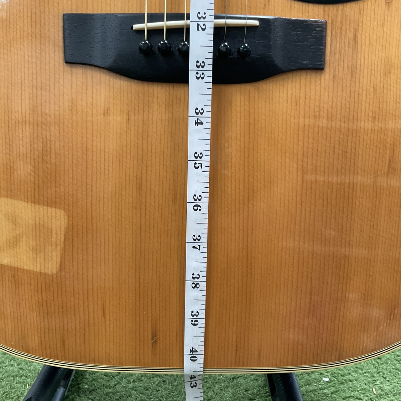 กีต้าร์โปร่ง Three S : W-150