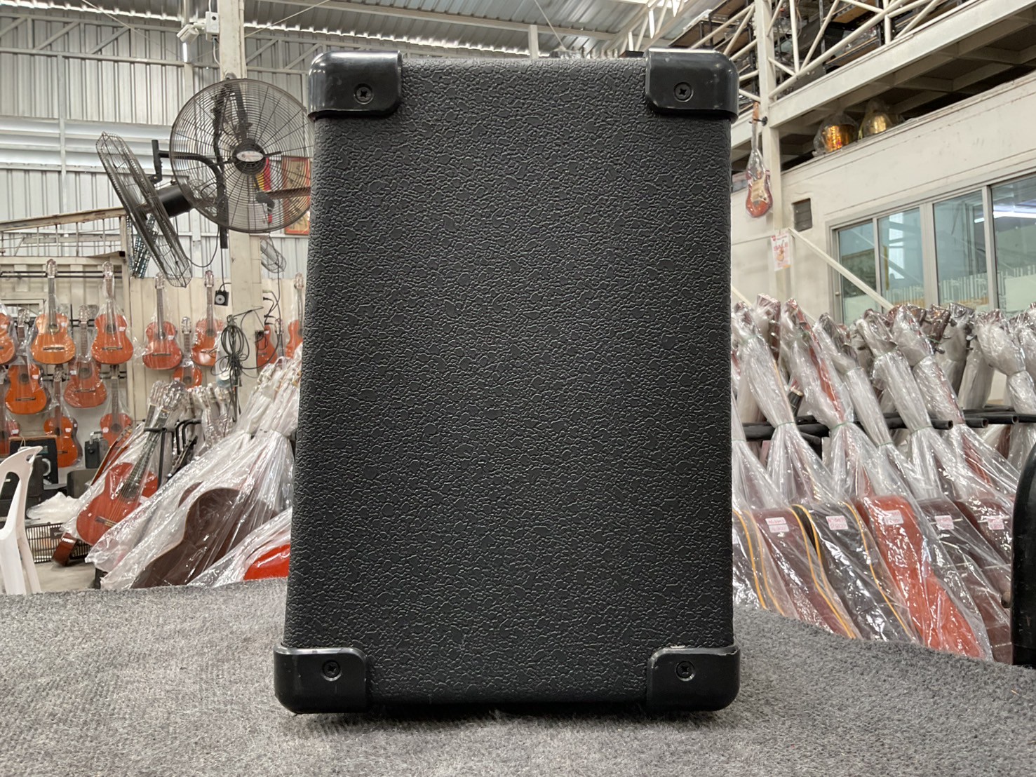 แอมป์กีต้าร์ Laney : HC25 (HardCore Combo)
