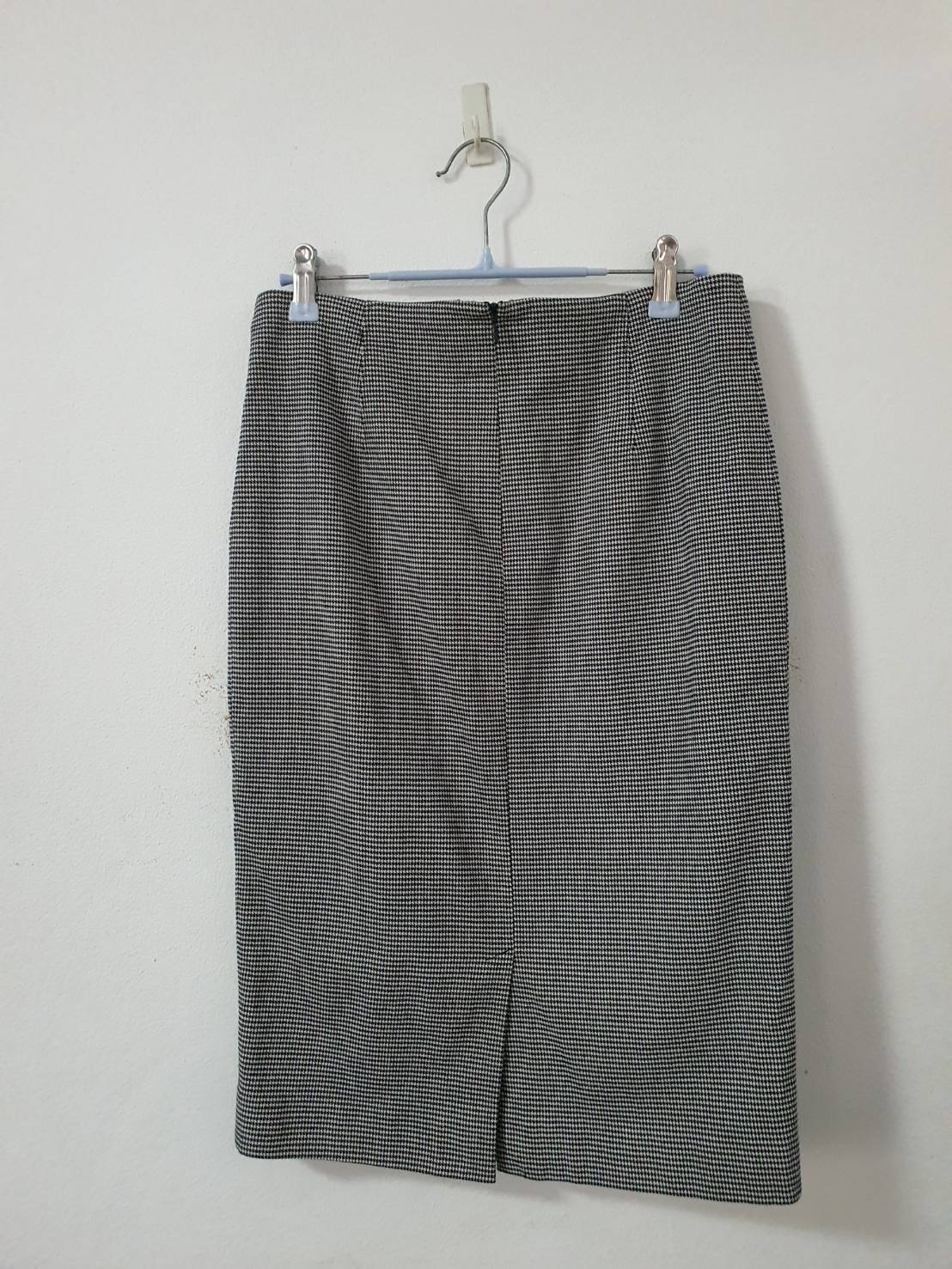 FF06534 กระโปรง มือสอง แบรนด์ Claudia Kleid เอว 28 นิ้ว