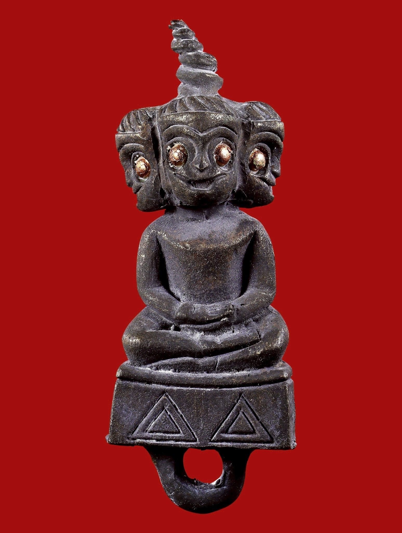 พญางั่งมหามนตราจันทร์เสี้ยว (เนื้อขันลงหิน,พิมพ์พิสดารจตุรพักตร์) Supreme Mantra Crescent Moon Ngang. (bronze alloy material,extraordinary four-face model) SKU-04049