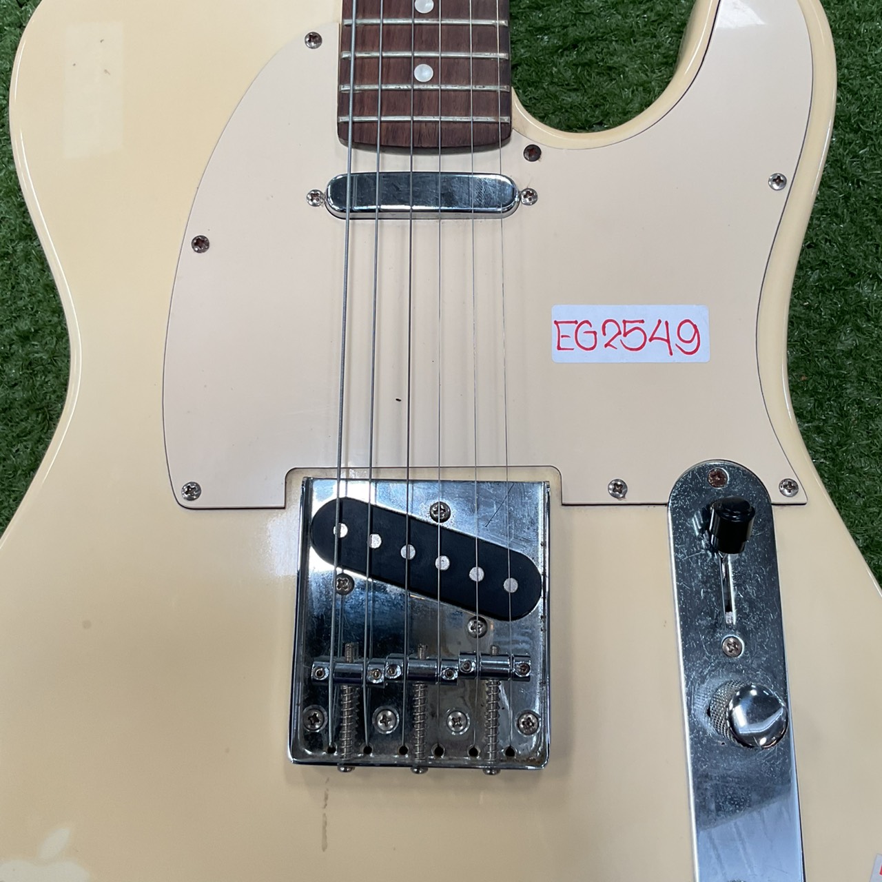 กีต้าร์ไฟฟ้า Triumph