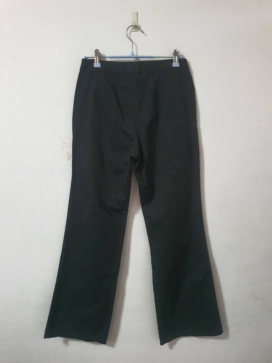 FF06324 กางเกงผ้ามือสอง สีดำ แบรนด์ U2 เอว 26 นิ้ว