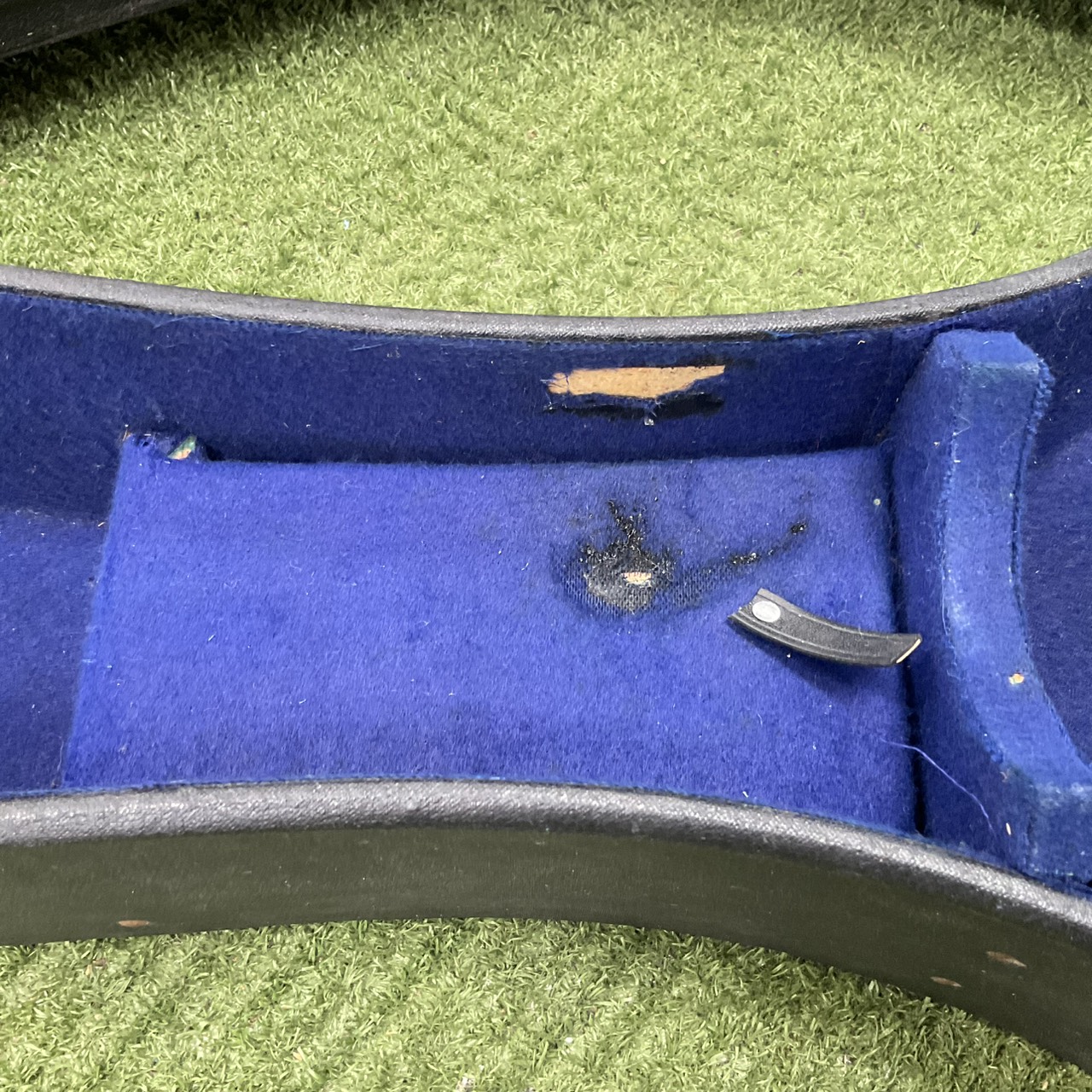 กล่องเคสกีต้าร์คลาสสิค