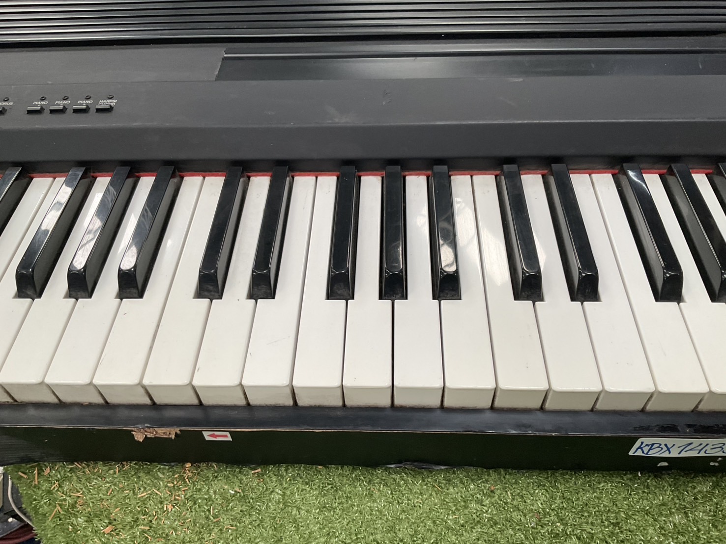 เปียโน COLUMBIA : EP-312 สินค้าไม่พร้อมใช้งาน (ต้องซ่อม)