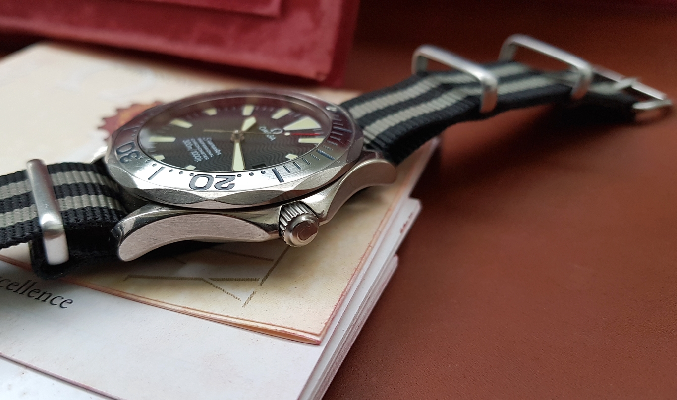 Omega Seamaster Pro 300m เข็มดาบ ตัวเรือน ทำจาก Titanium ขนาดKing Size 41mm ไม่รวมเม็ดมะยม
