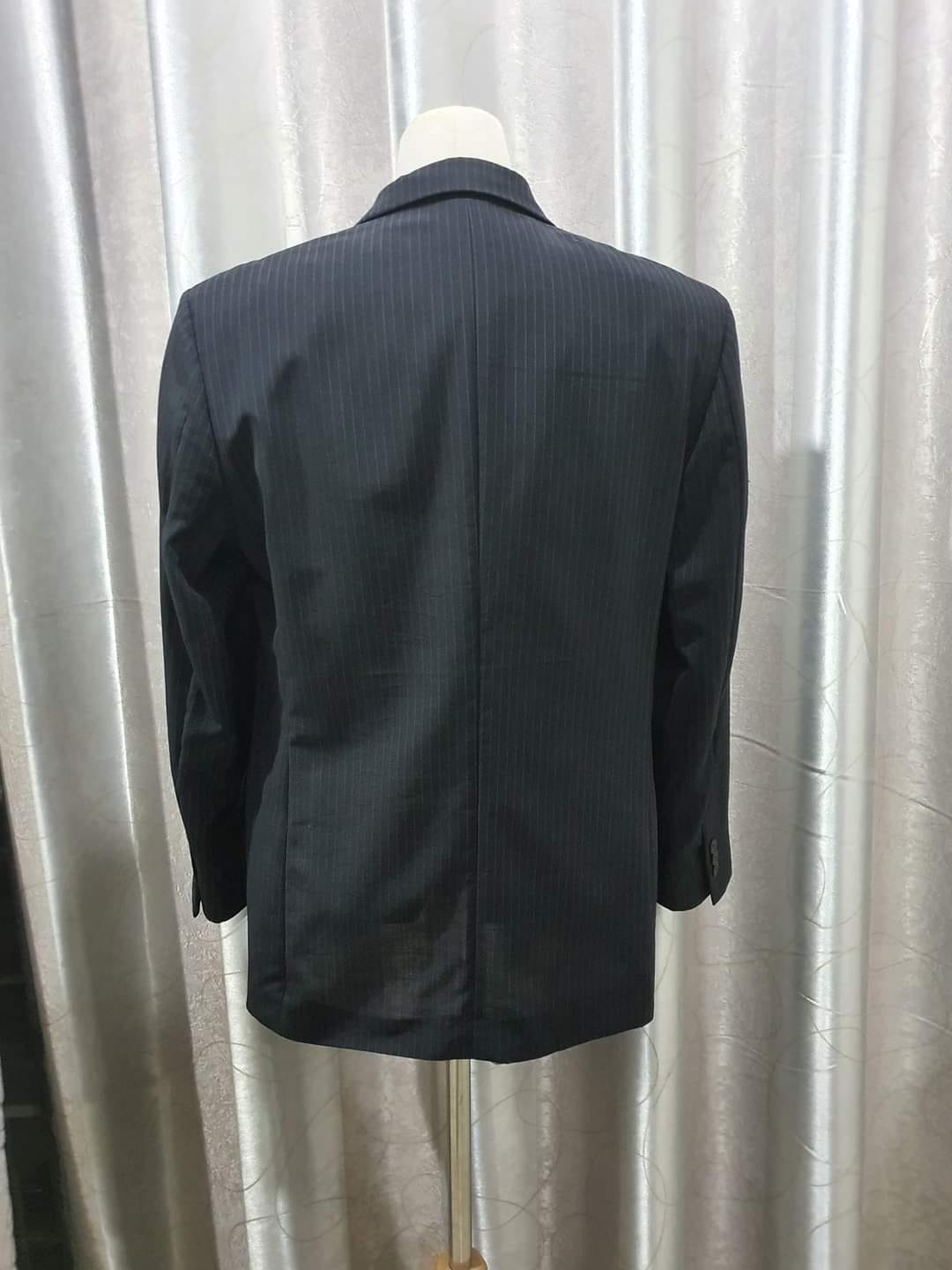 SUIT C0010 เสื้อสูท นำเข้า มือสอง สีดำ GGIC อก 40 นิ้ว