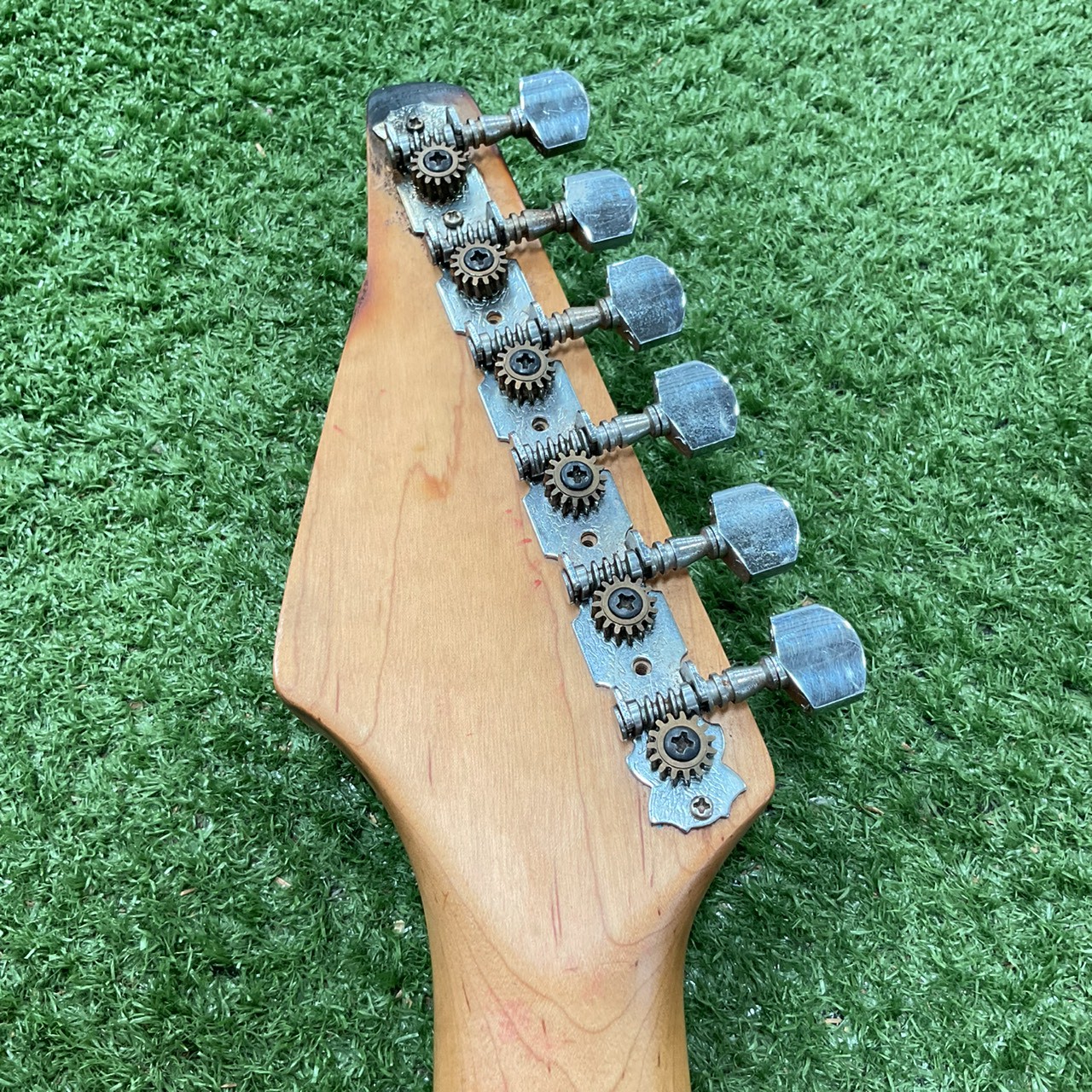 กีต้าร์ไฟฟ้า Photogenic