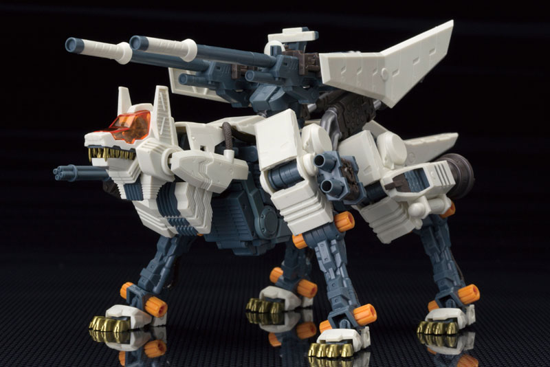 HMM ZOIDS RZ-009 COMMAND WOLF AC & LC MARKING PLUS Ver. 1/72 Plastic Model(Pre-order)
