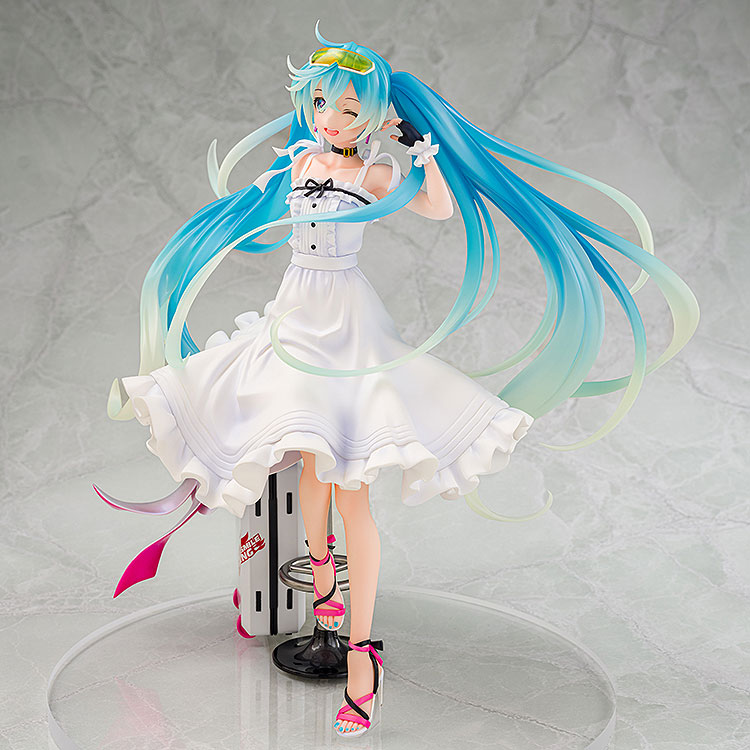 Hatsune Miku GT Project Racing Miku 2021 Vacation Style Ver. 1/7 Complete Figure(Pre-order)