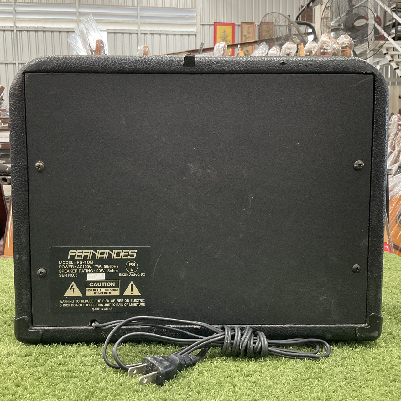 แอมป์เบส FERNANDES : FS-10B สินค้าไม่พร้อมใช้งาน (ต้องซ่อม)