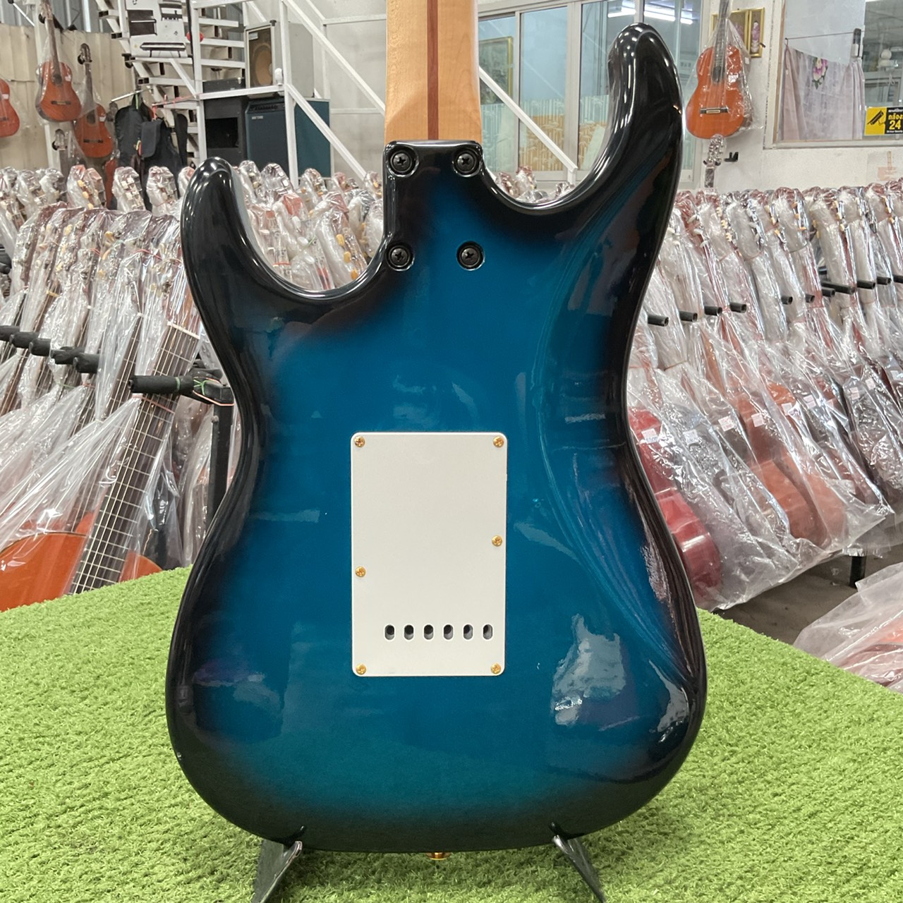 กีต้าร์ไฟฟ้า Greco