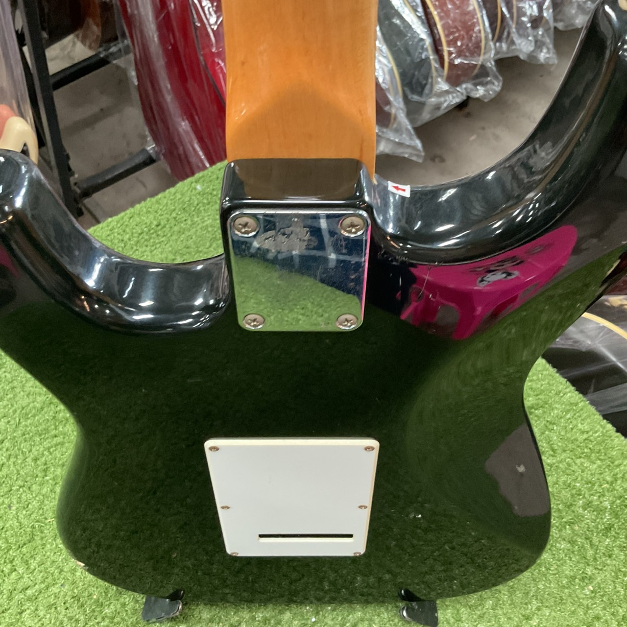 กีต้าร์ไฟฟ้า BUSKER'S