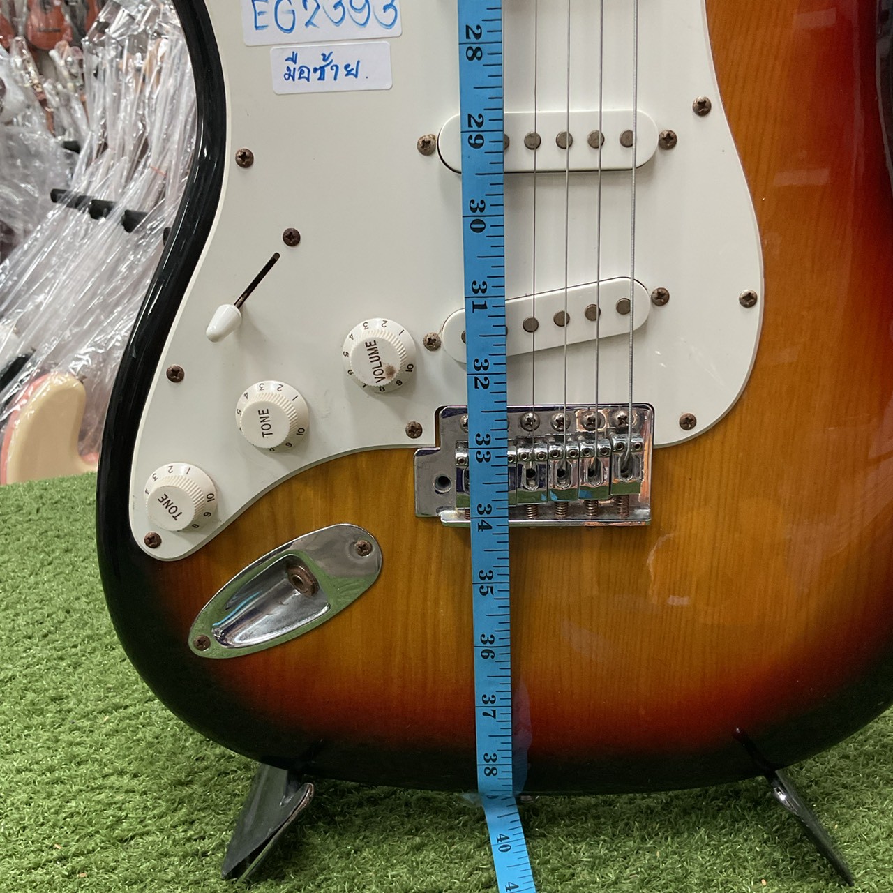 กีต้าร์ไฟฟ้า PLAY TECH (มือซ้าย)