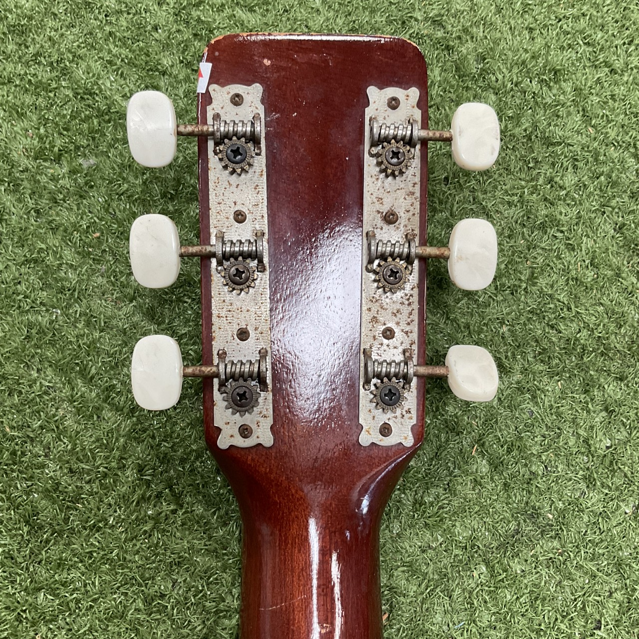 กีต้าร์โปร่ง Flamenco