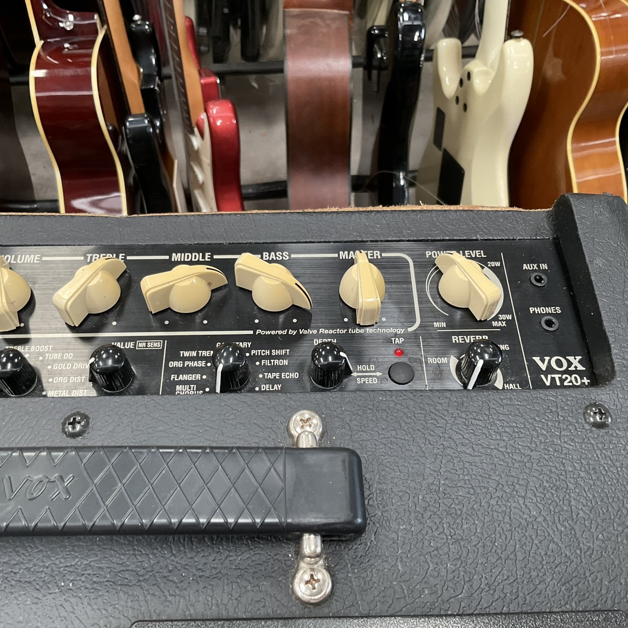 แอมป์กีต้าร์ VOX : Vatvetronix VT20+