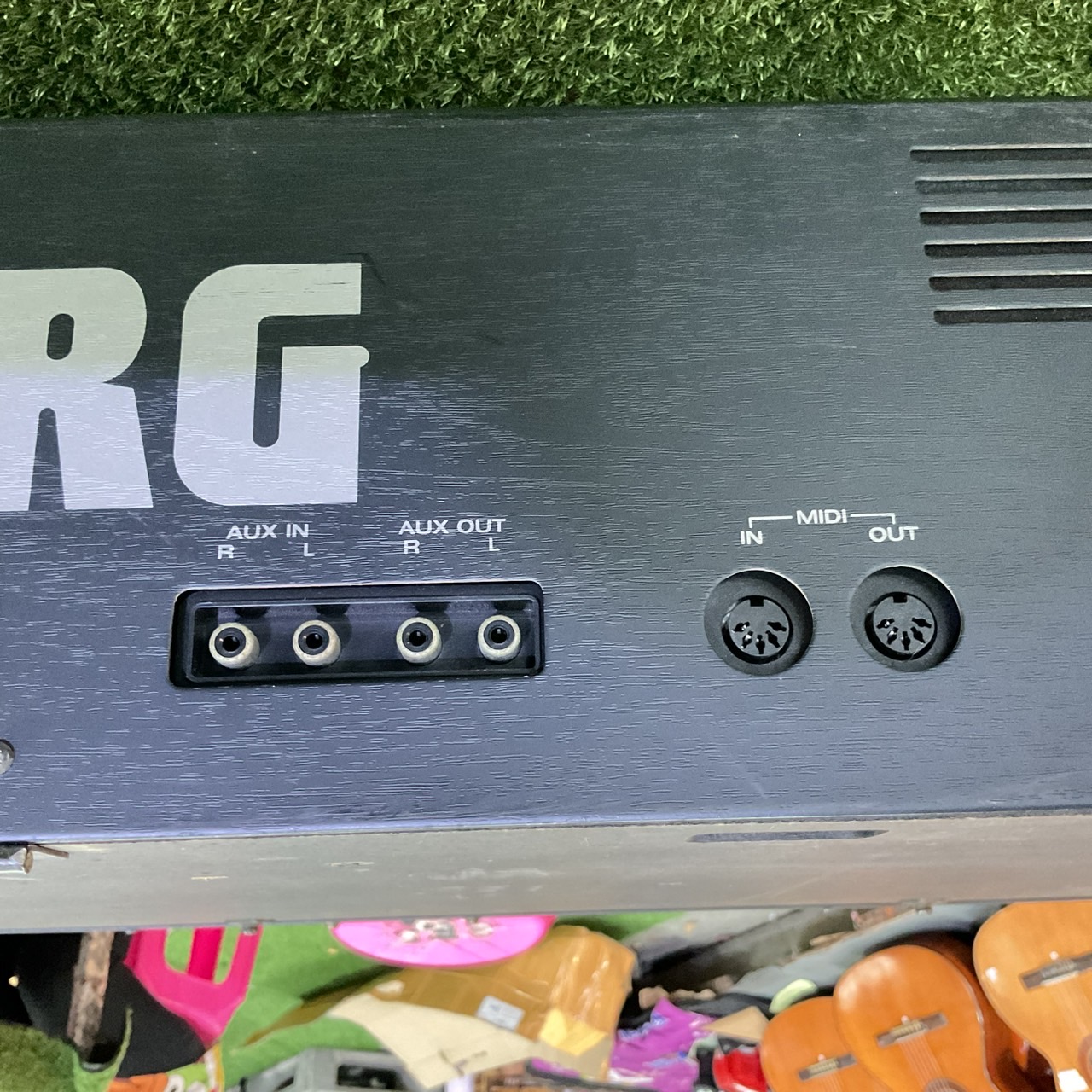 เปียโน KORG : C-16 สินค้าไม่พร้อมใช้งาน (ต้องซ่อม)