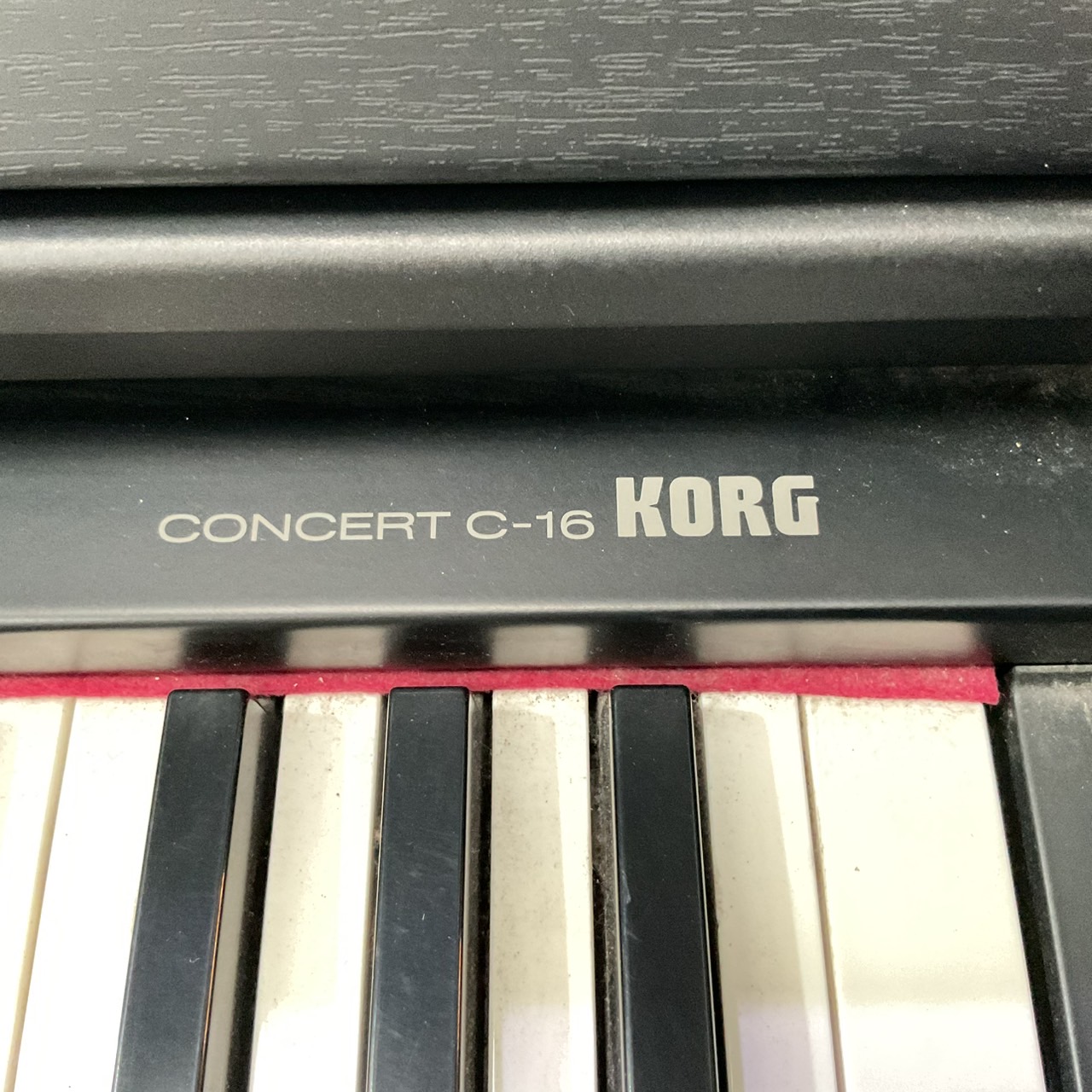 เปียโน KORG : C-16 สินค้าไม่พร้อมใช้งาน (ต้องซ่อม)