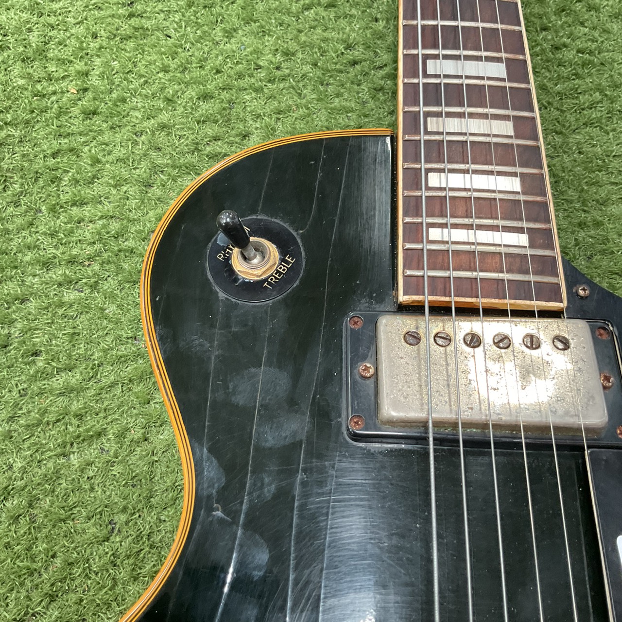 กีต้าร์ไฟฟ้า Marchis