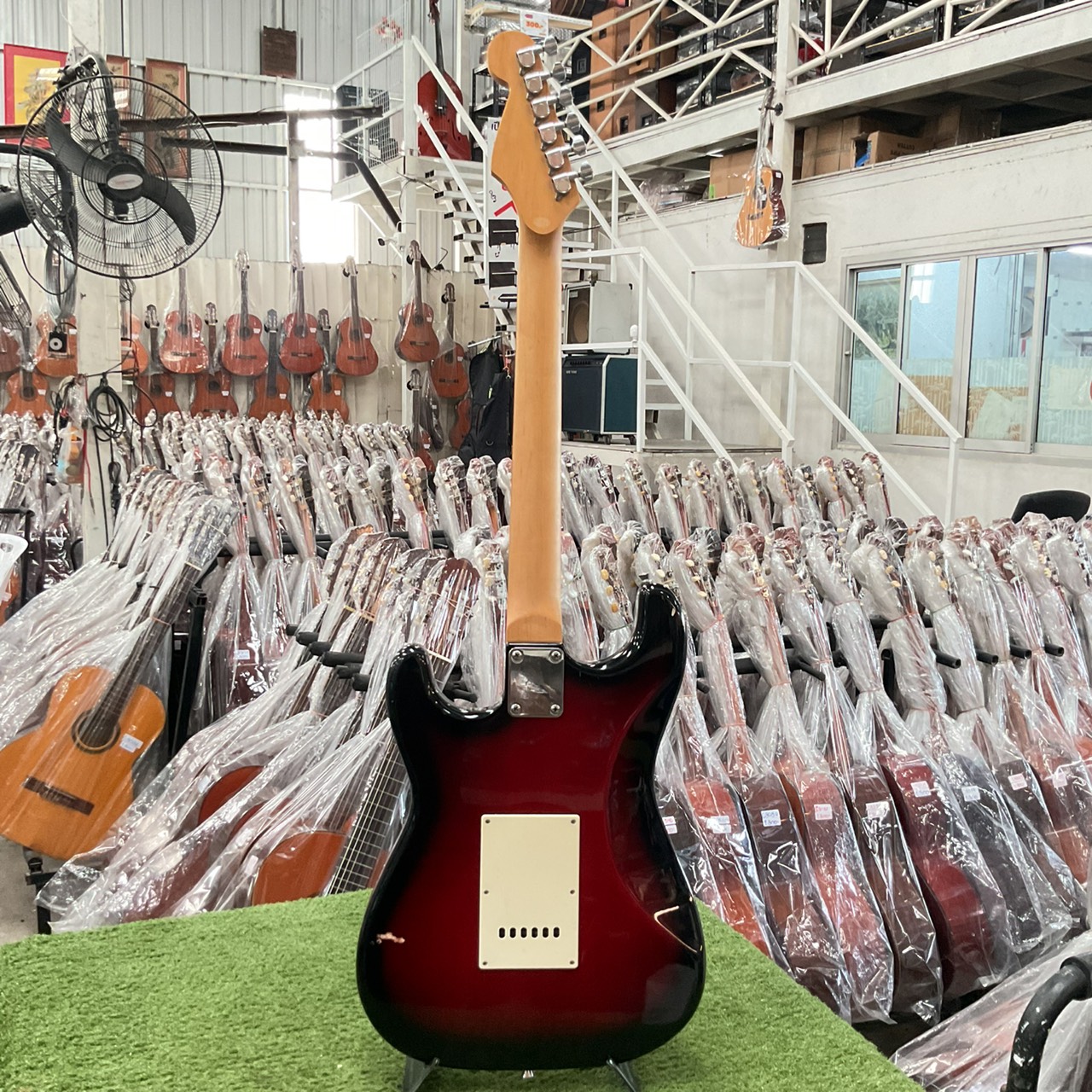 กีต้าร์ไฟฟ้า PhotoGenic