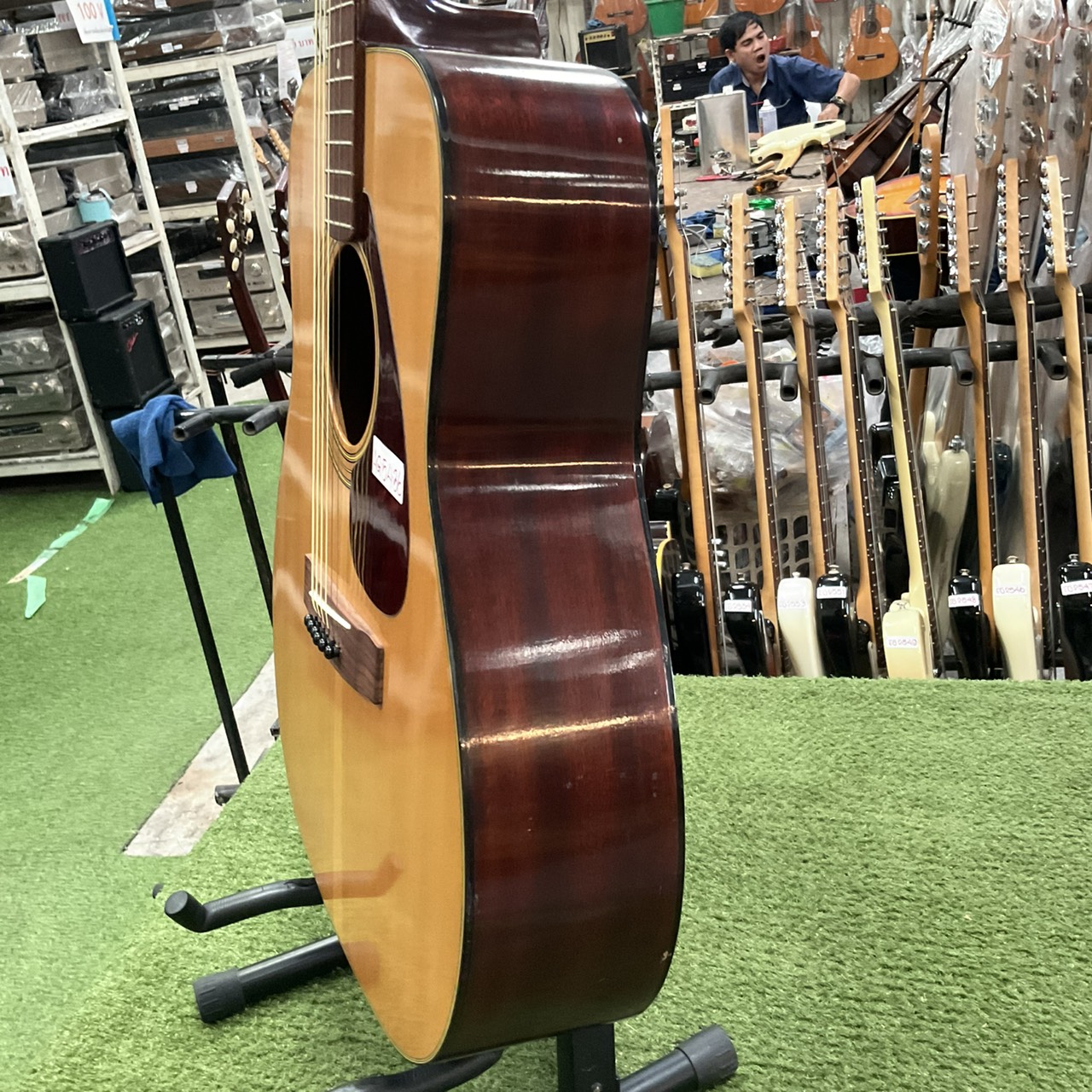 กีต้าร์โปร่ง YAMAHA : FG-160