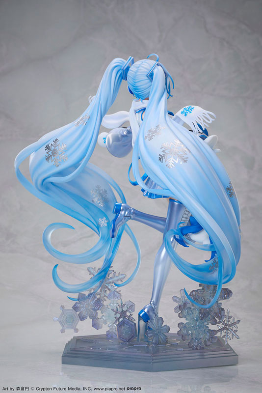 Snow Miku Sky Town 10th Anniversary Ver. 1/7 Complete Figure(Pre-order)