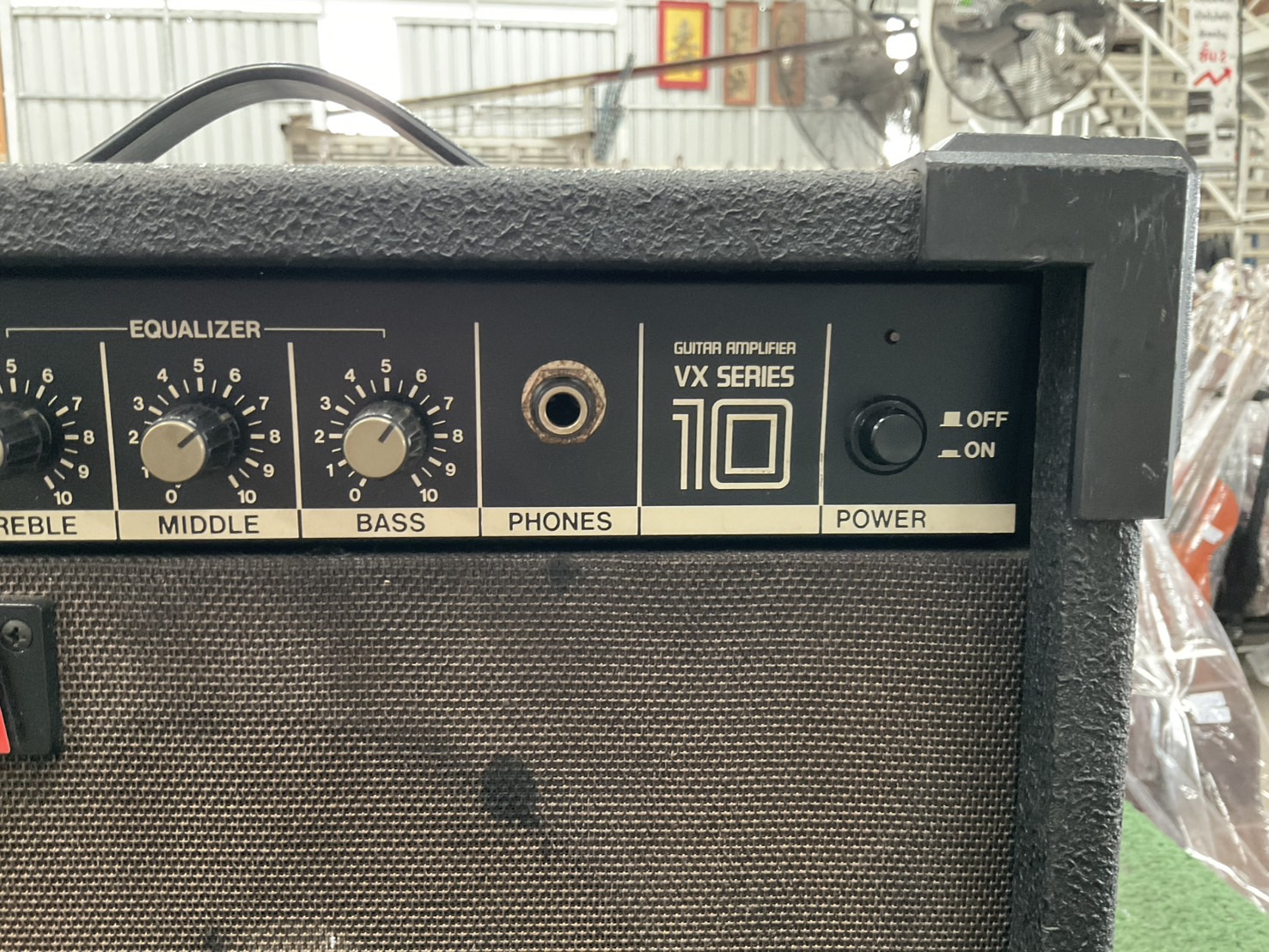 แอมป์กีต้าร์ YAMAHA : VX10