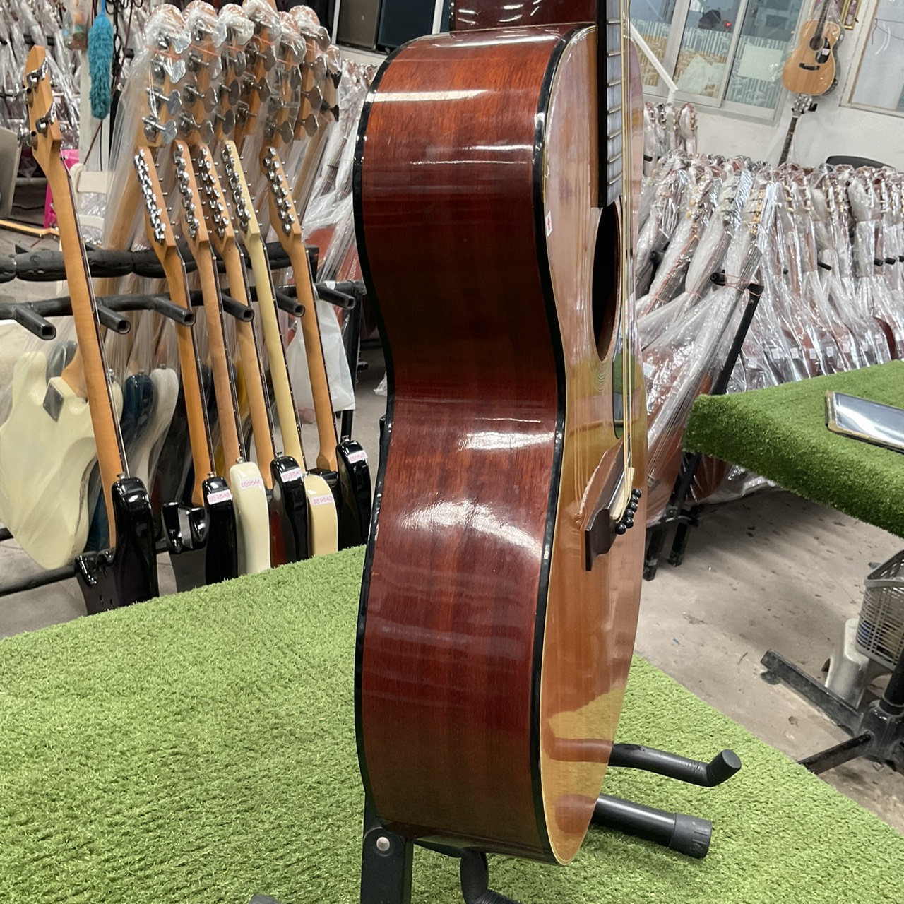 กีต้าร์โปร่ง KASUGA : F-211