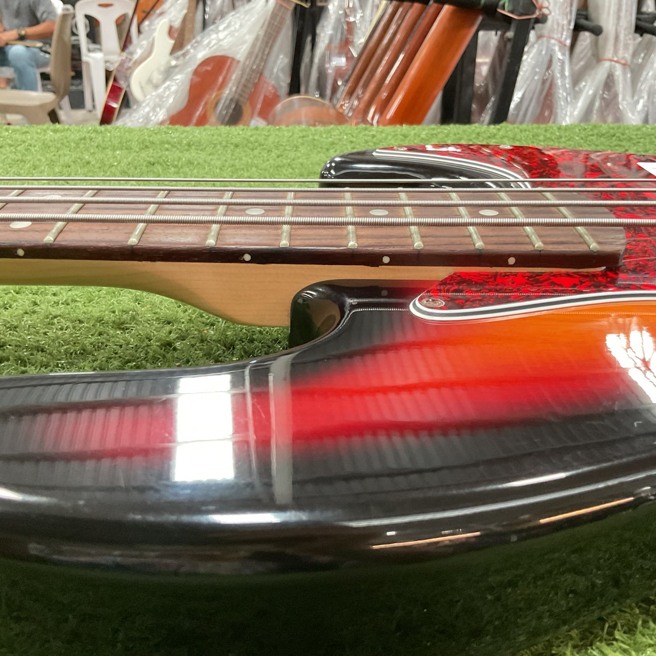 กีต้าร์เบส SELDER