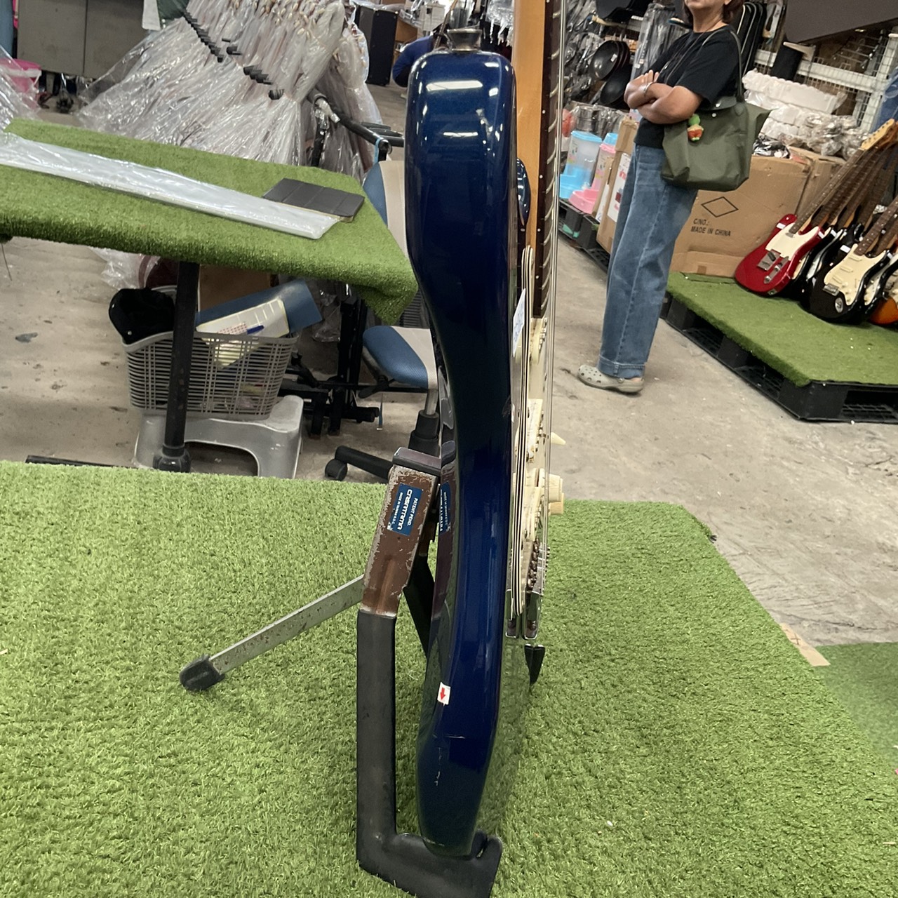 กีต้าร์ไฟฟ้า Legend