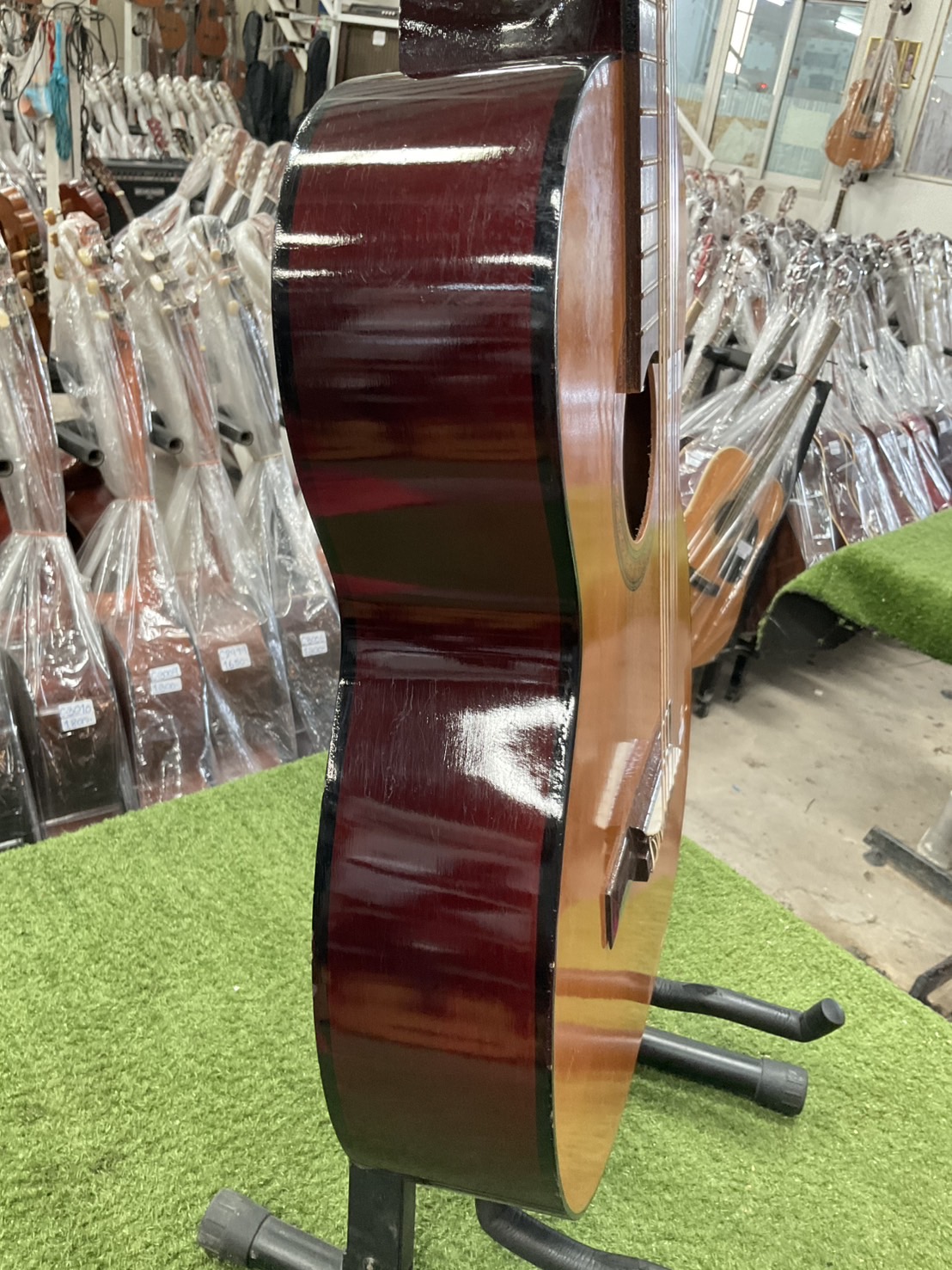 กีต้าร์คลาสสิค Shima : No.70