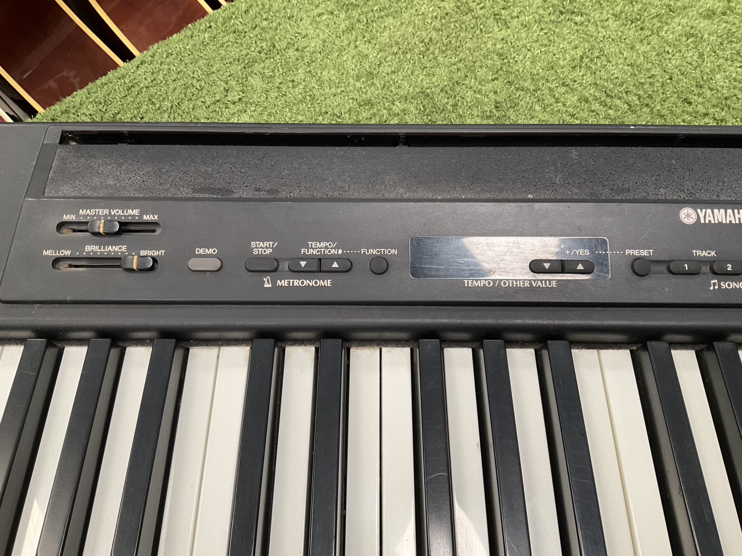 เปียโน YAMAHA : P-80 (ELECTRONIC) สินค้าไม่พร้อมใช้งาน (ต้องซ่อม)