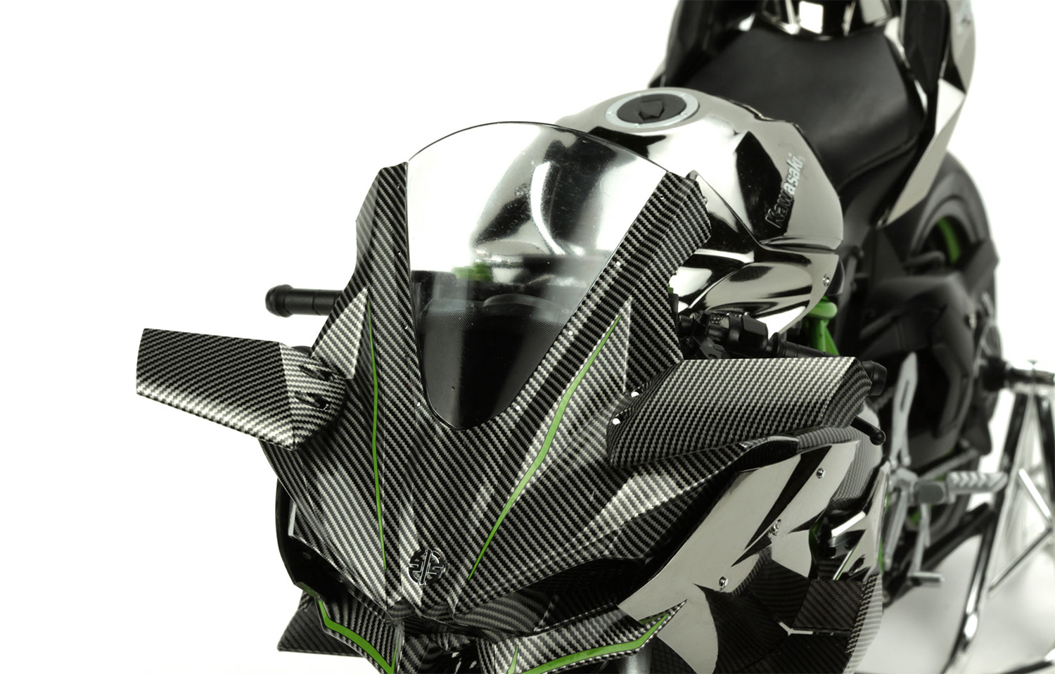 โมเดลรถมอเตอร์ไซค์ Meng Model ขนาด 1/9 MT-001s Kawasaki Ninja H2-R (ทำสีแล้ว)