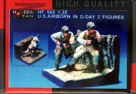 โมเดลฟิกเกอร์ทหารพร้อมฐาน AFV ขนาด 1/35 HF565 U.S.AIRBORN IN D-DAY 2 FIGURES