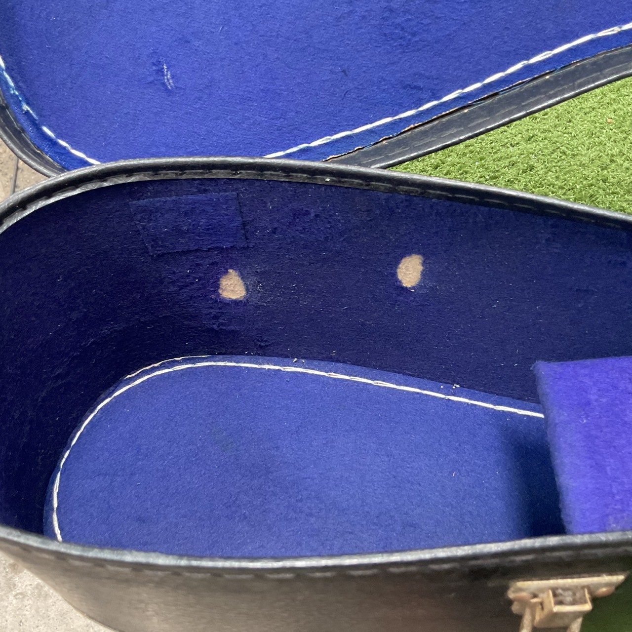 กล่องเคสกีต้าร์โปร่ง