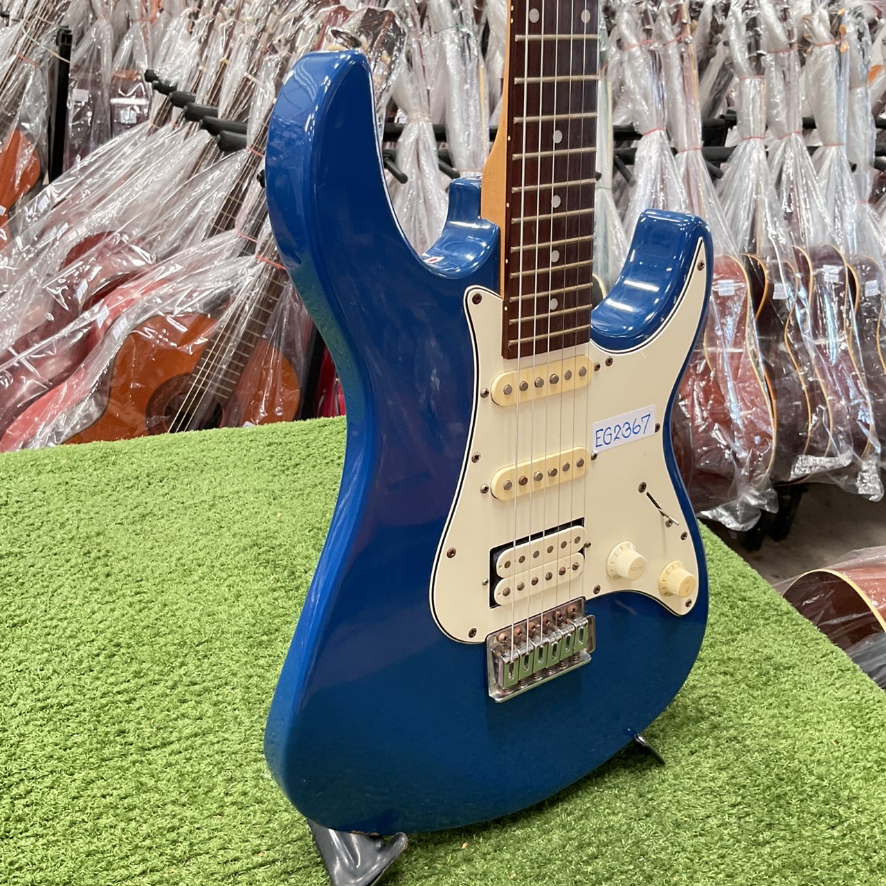 กีต้าร์ไฟฟ้า CHATTING BRID