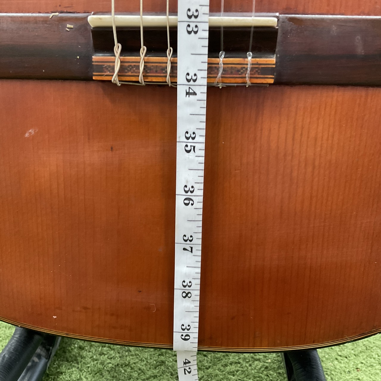 กีต้าร์คลาสสิค ZEN-ON GUT : No.70