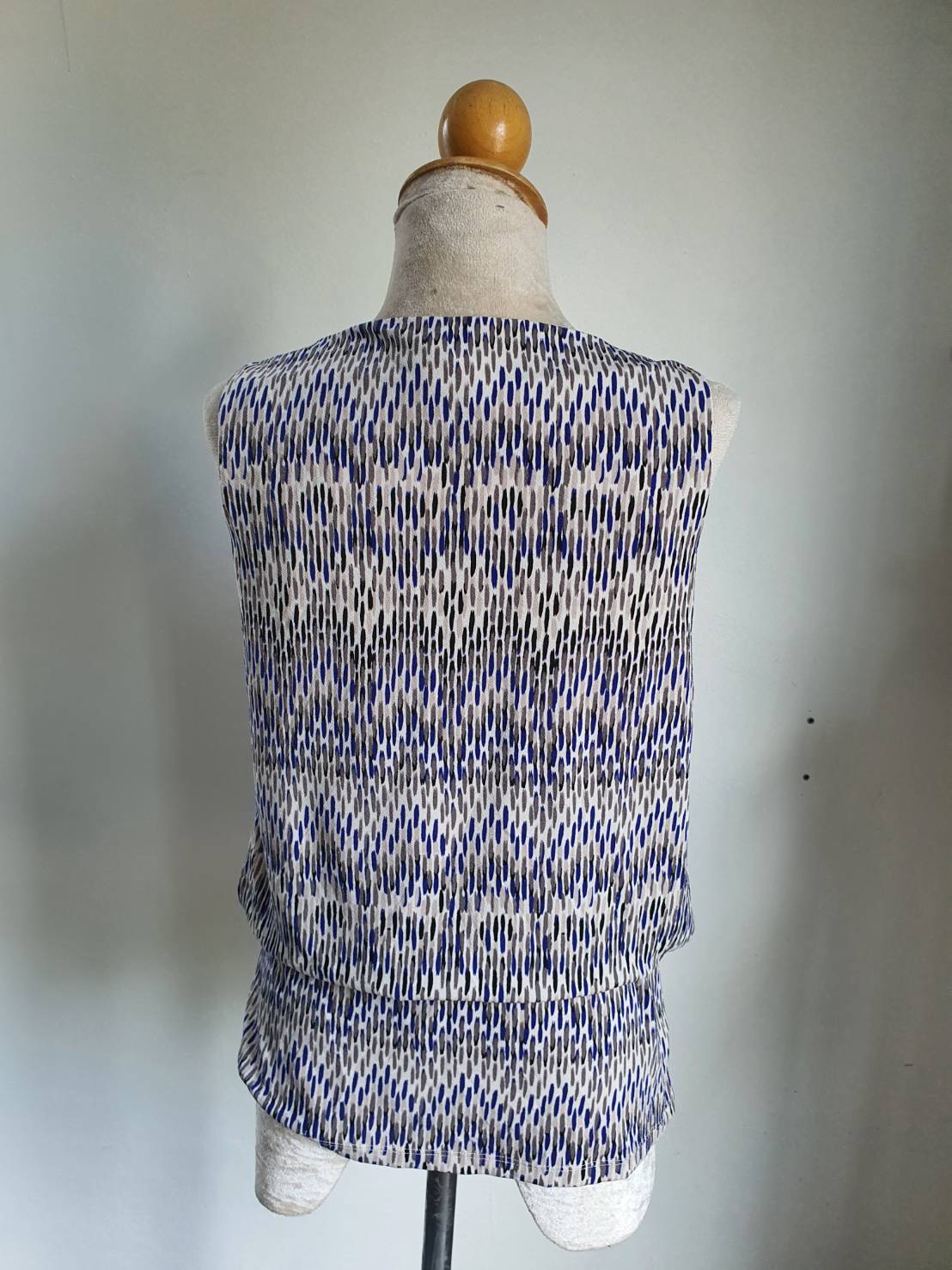 FF05359 เสื้อผ้ามือสอง แบรนด์เนม ANN TAYLOR อก 34-36 นิ้ว