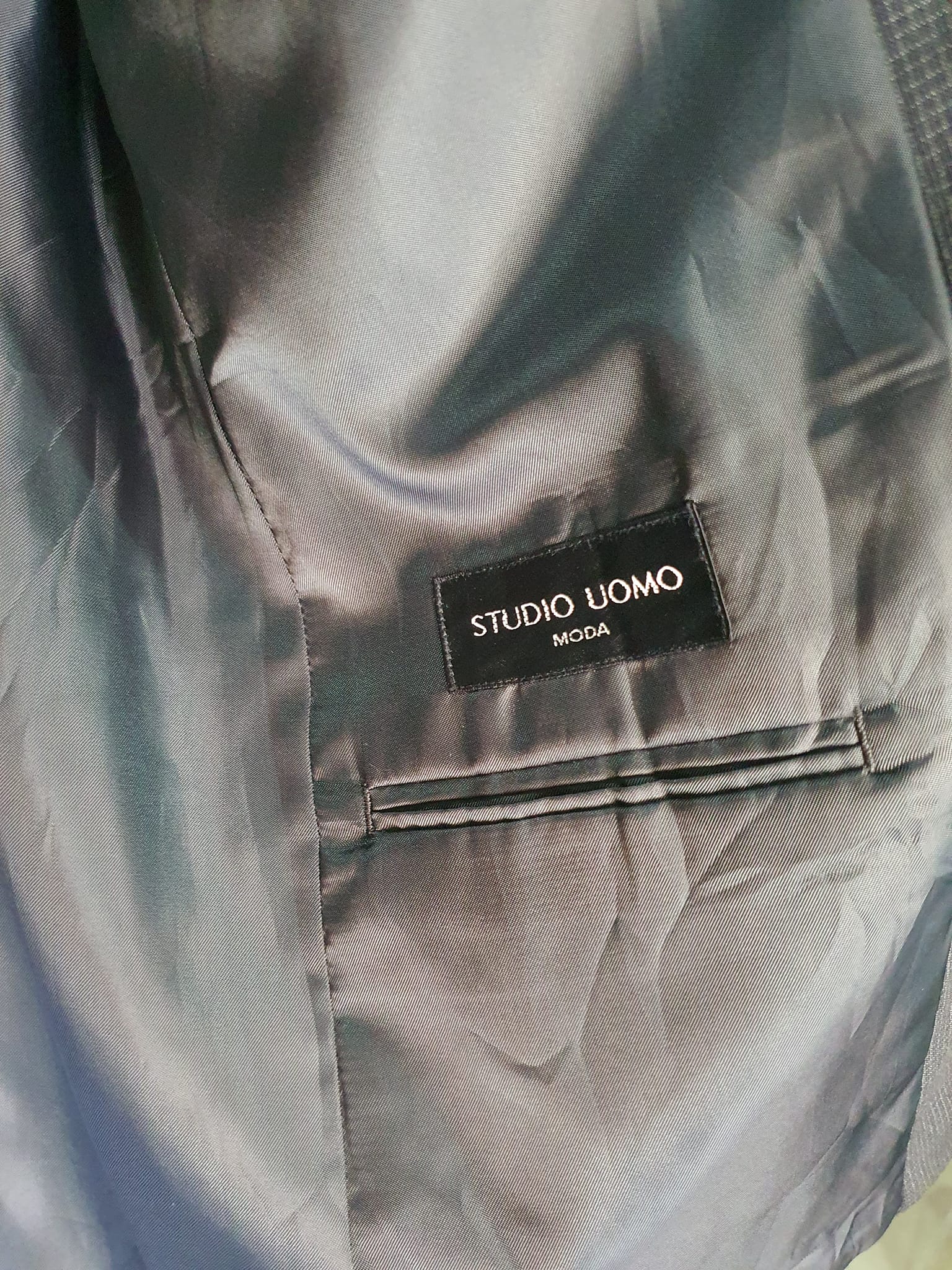 Suit0015 เสื้อสูท นำเข้า มือสอง สีดำลายตาราง STUDIO UOMO อก 40 นิ้ว