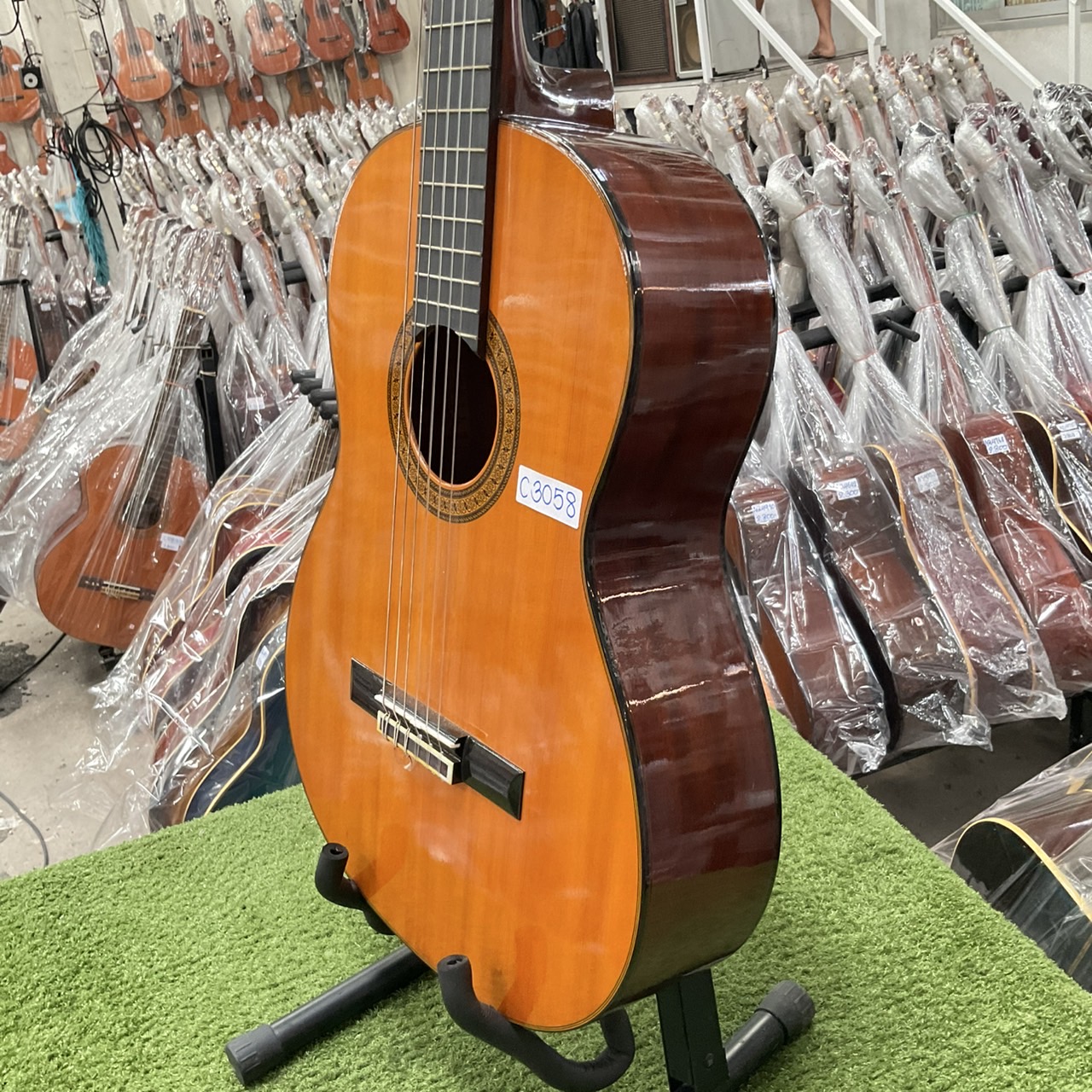 กีต้าร์คลาสสิค YAMAHA : C-150