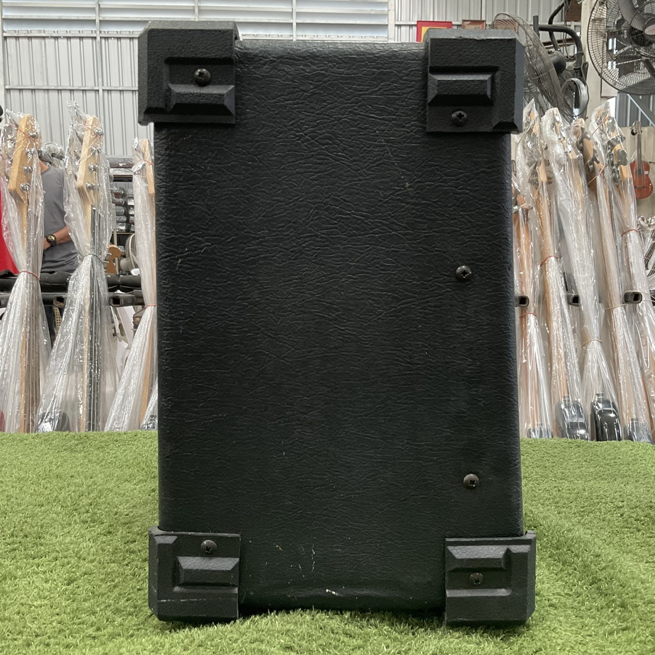 แอมป์กีต้าร์ Guyatone : SX-100