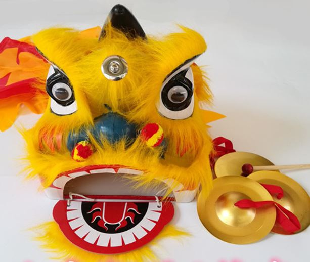 เชิดสิงโตการแสดงสำหรับเด็กเล็ก 小朋友舞狮 Kids Perform Lion Dance