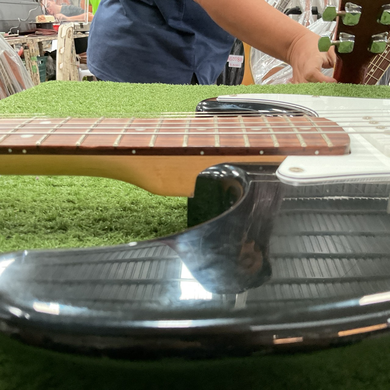 กีต้าร์ไฟฟ้า SELDER