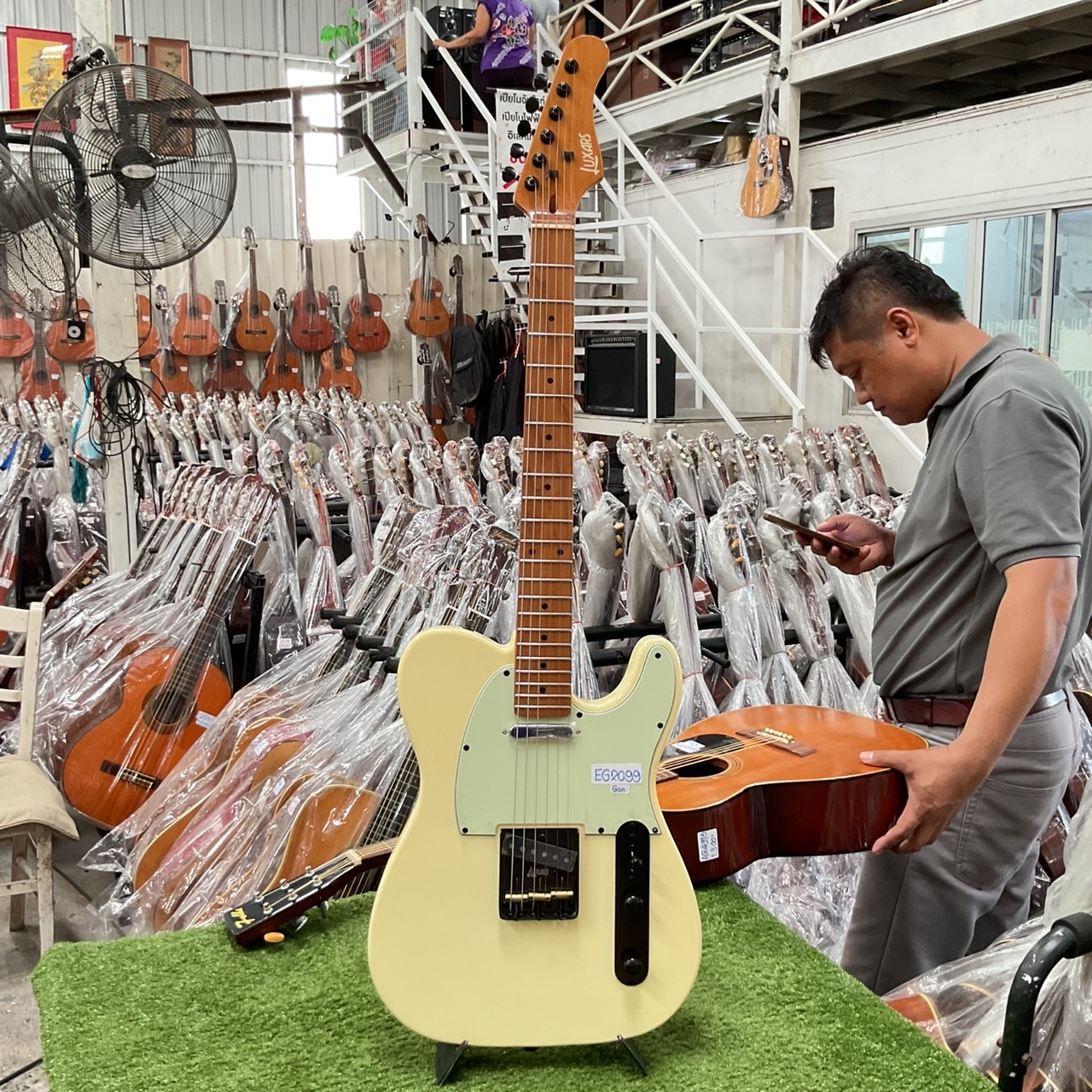 กีต้าร์ไฟฟ้า LUXARS(Gion) : S-G17PRO