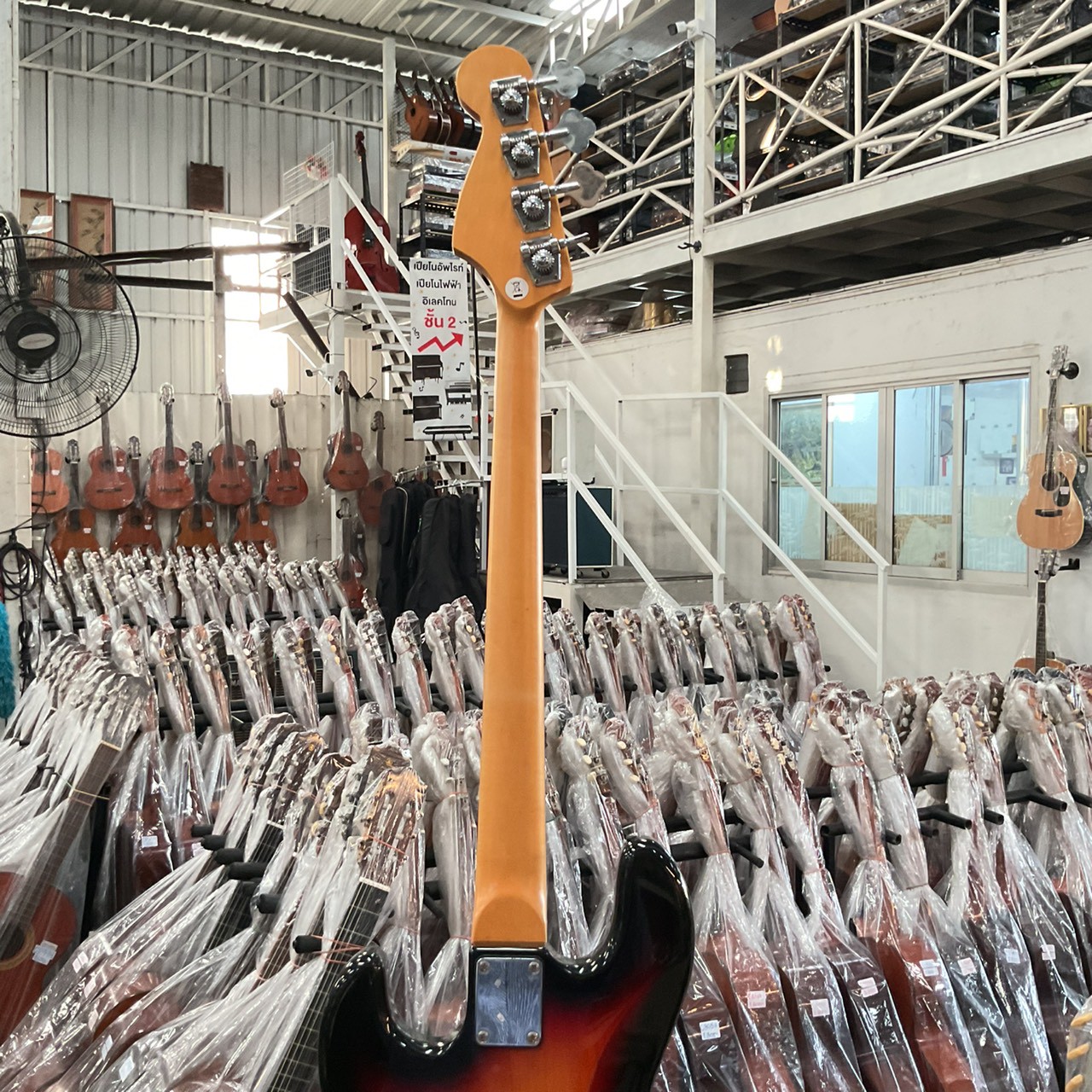 กีต้าร์เบส PlayTech