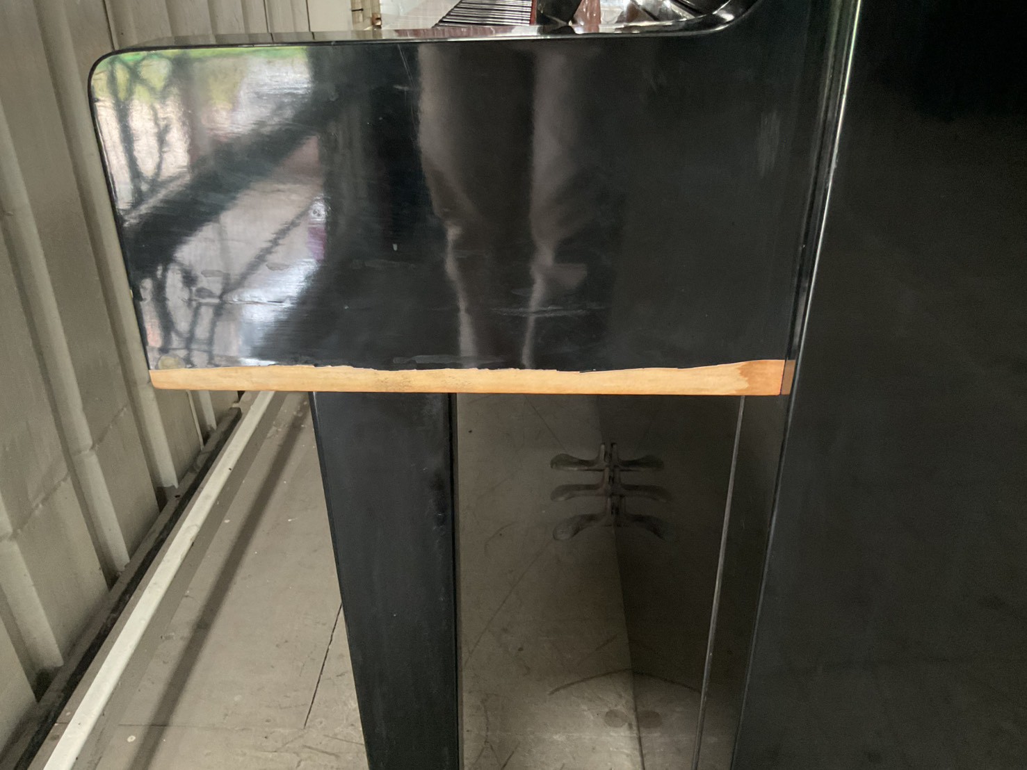 เปียโนอัพไลท์ ZEN-ON : UZ-235